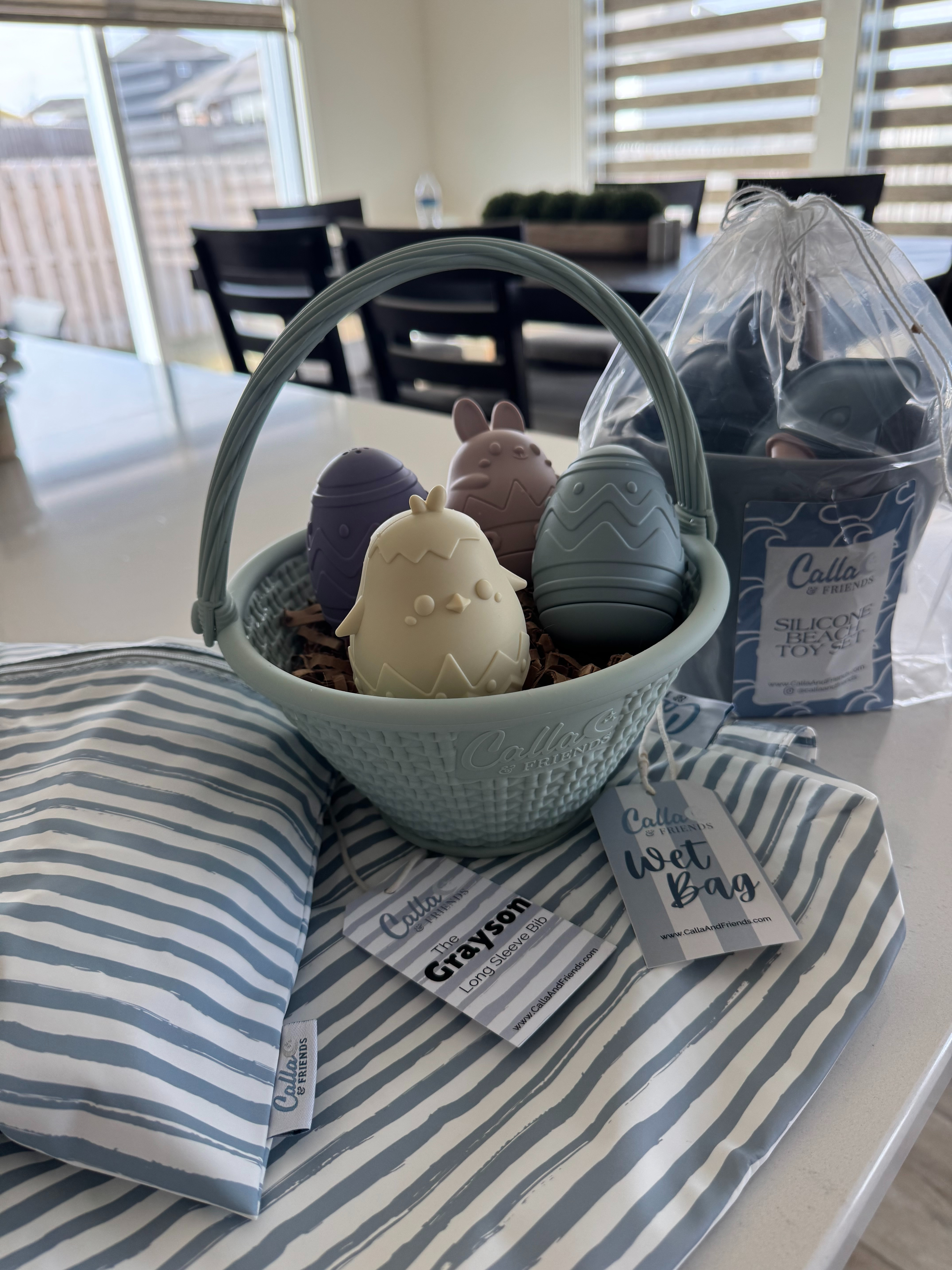 @Calla & Friends is quickly becoming one of my new favorite brands for baby and toddler essentials 🤍 Their products are so thoughtfully designed with soft colors and playful patterns that feel perfect for everyday mom life.

My latest order included some spring and summer toddler must-haves: the Hippity Hoppity bath toy set, striped long sleeve bib, Everything Wet bag, and their adorable silicone beach toys.

If you’re looking for cute bath toys for toddlers, toddler beach toys, long sleeve bibs for messy eaters, or wet bags for moms, these are such great finds for the season. Perfect for bath time, beach days, pool days, and summer outings with little ones. 🌸

#toddleressentials #bathroomtoys #toddlerbath #beachtoysforkids #momfinds #springtoddler #LTKkids #momlife 

 

#LTKBaby #LTKSeasonal #LTKKids