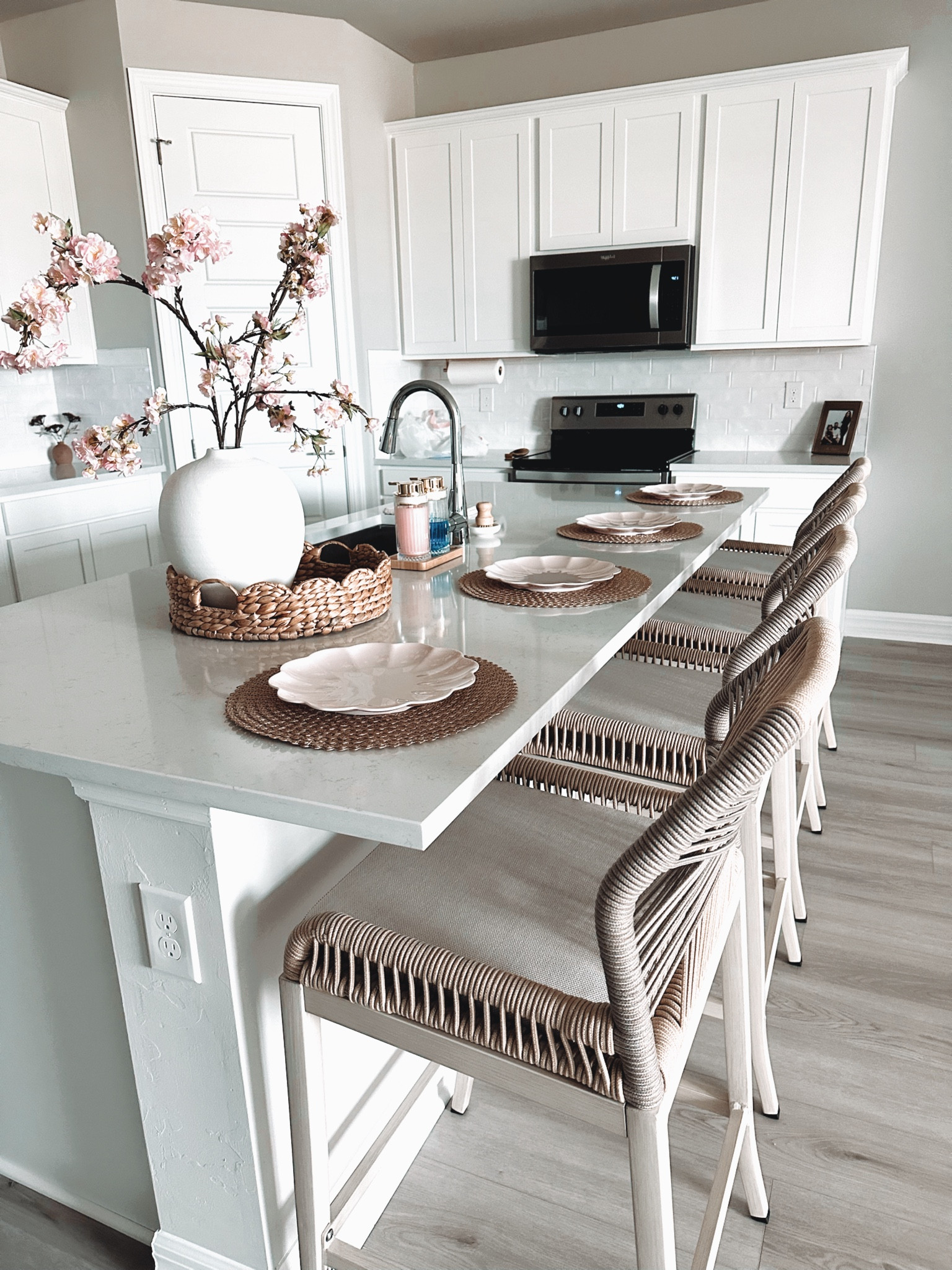 Kitchen barstools !

These come in a variety of colors. Love how the legs have leveling foot pads to prevent the chairs from wobbling! 

Indoor, outdoor furniture, rattan, woven rope back,
Boho, coastal 

#LTKHome #LTKFamily #LTKStyleTip