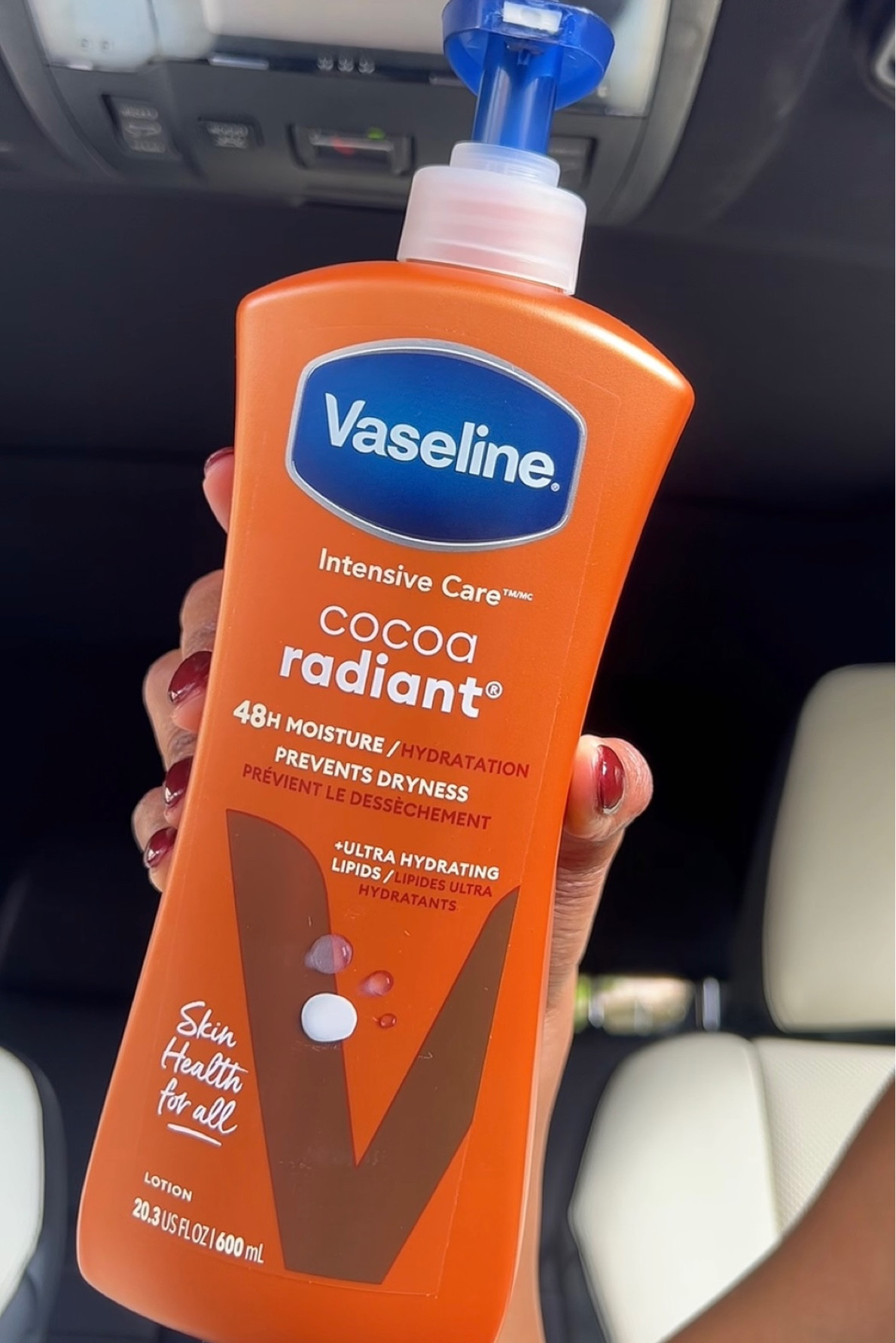 #ad Ready to glow and have the healthiest skin of your life? @vaselinebrand can help. Shop now, available at @Target! BOGO 25%, offer valid through 1/20/24. 😍 #Target #TargetPartner #VaselinePartner #TargetStyle #TargetFinds 

#LTKsalealert #LTKSeasonal #LTKfindsunder50