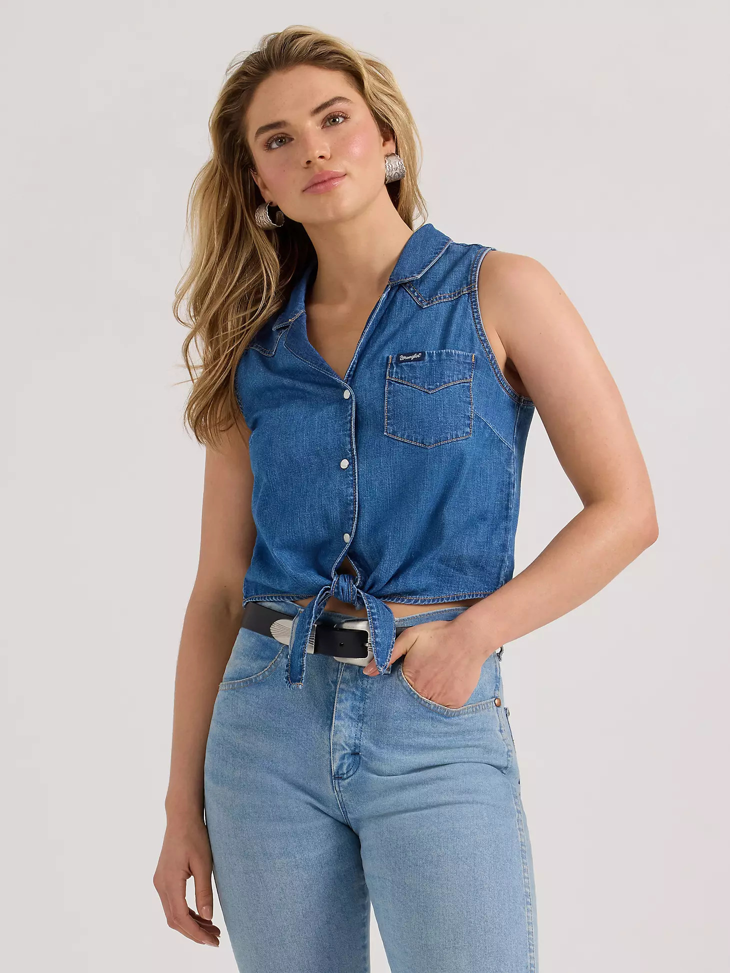 Women's Denim Sleeveless Tie Front Shirt | Wrangler