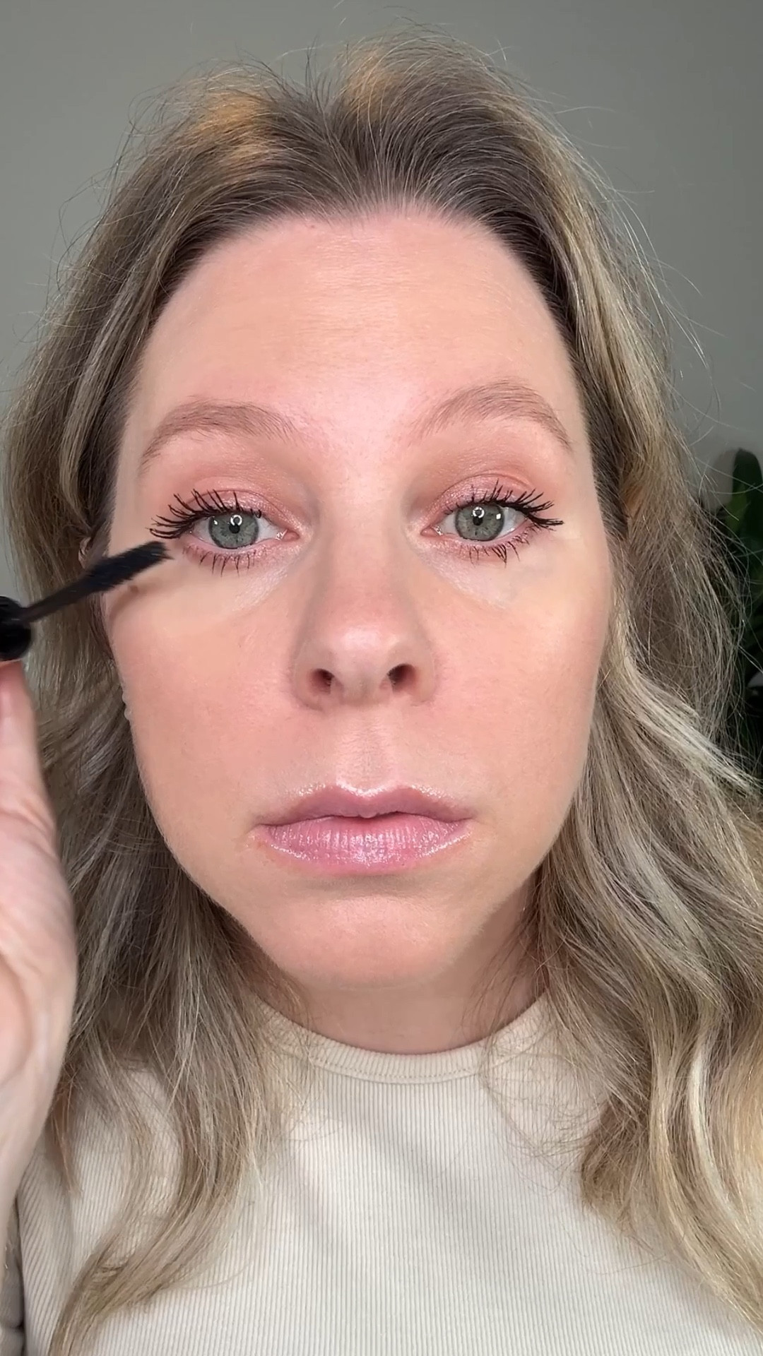 This eyeshadow is so good, I REPEAT, this eyeshadow is SO GOOD! If you are a rose gold lover, you need this eyeshadow! It adds a little bit of sparkle, but it’s still natural enough for everyday! 

Share this with a friend who loves rose gold and Follow for more easy and everyday makeup! 

Eyeshadow is from @genseebeauty, shade Hollywood!

#holidaymakeup #rosegoldeyeshadow #easymakeuptutorial #makeupformaturewomen

#LTKBeauty #LTKHoliday #LTKOver40