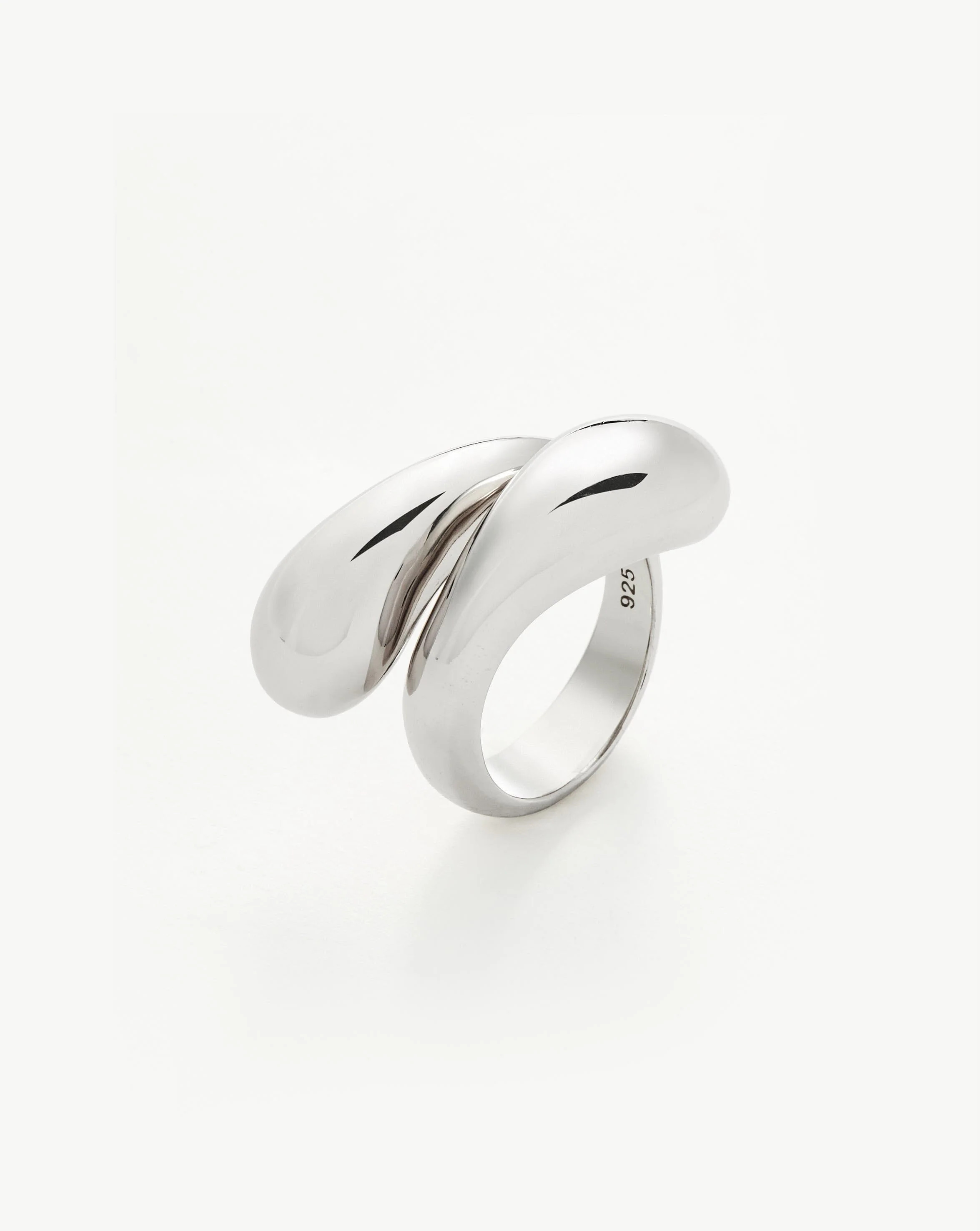 Savi Sculptural Crossover Ring | Sterling Silver | Missoma