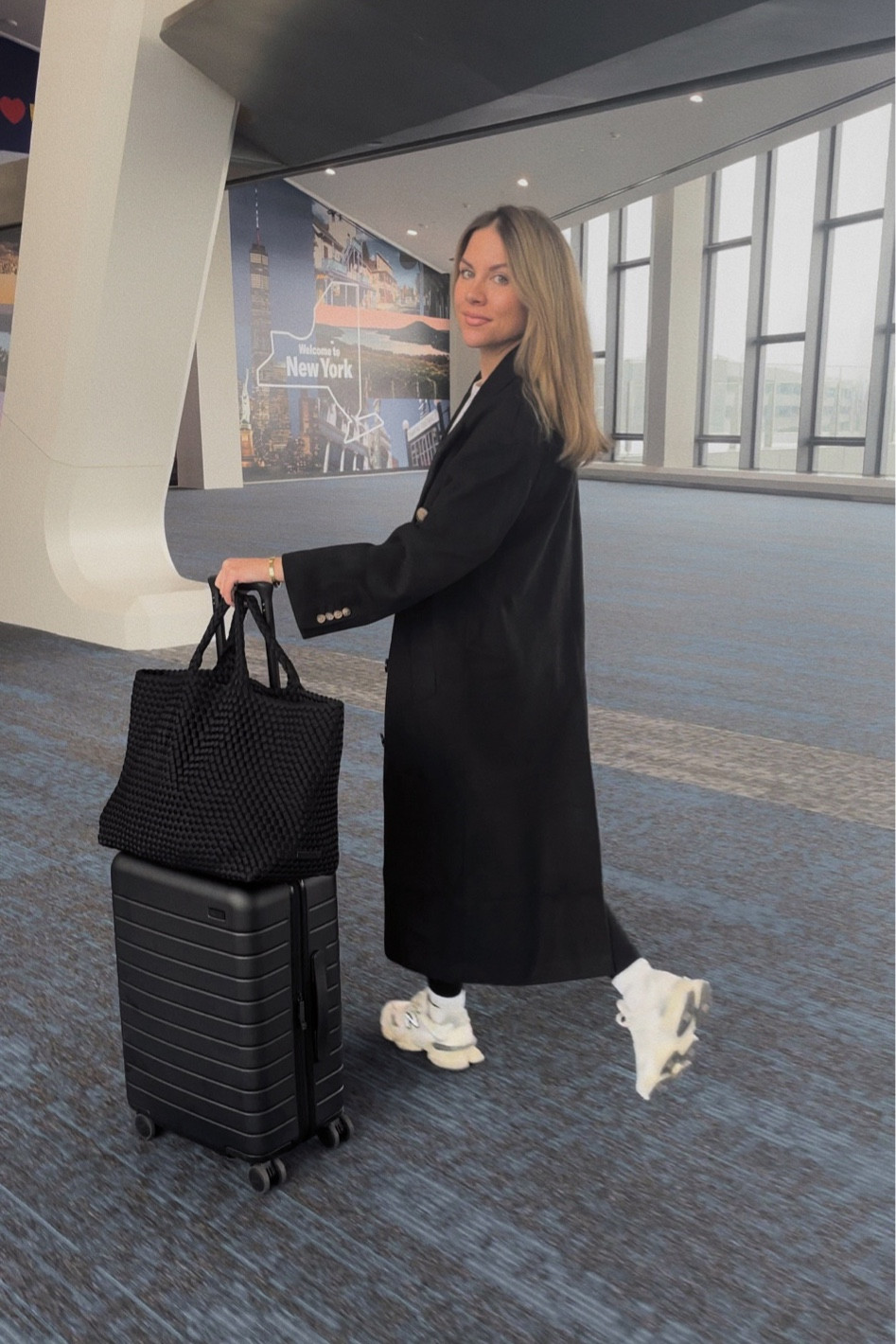 Winter Travel outfit idea 