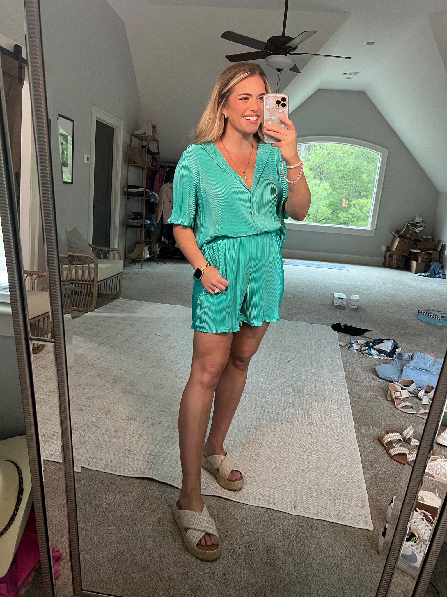 The CUTEST matching set & omg these shorts are so comfy. The waistband stretches like crazy. The buffet shorts 😂🤌🏼 top & shorts both TTS - M 

Vacation outfit matching set satin shirt plated shirt shorts stretch coverup beach outfit vacation travel outfit 


#LTKtravel #LTKFind #LTKunder50