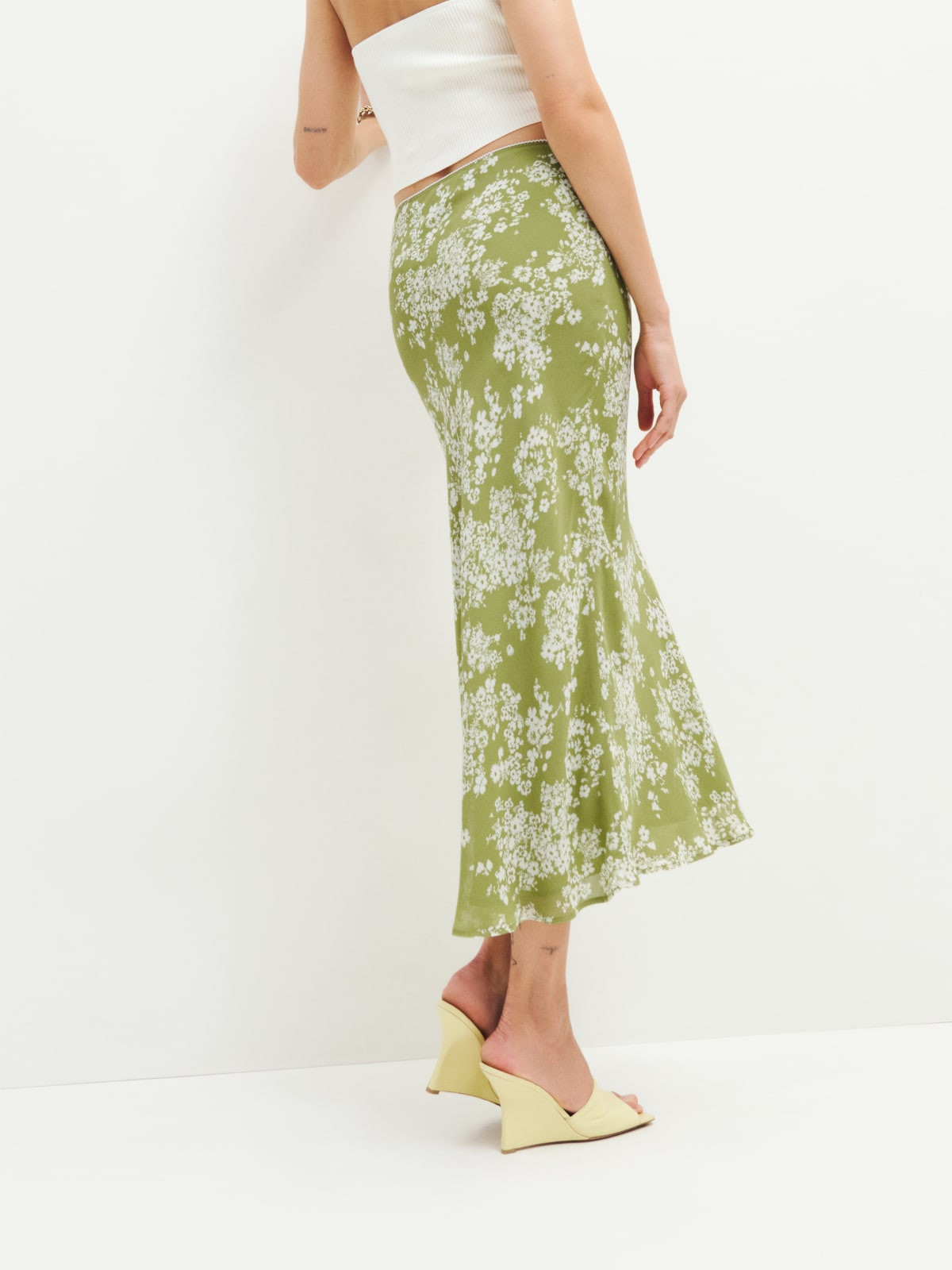 Layla Skirt | Reformation (Global)