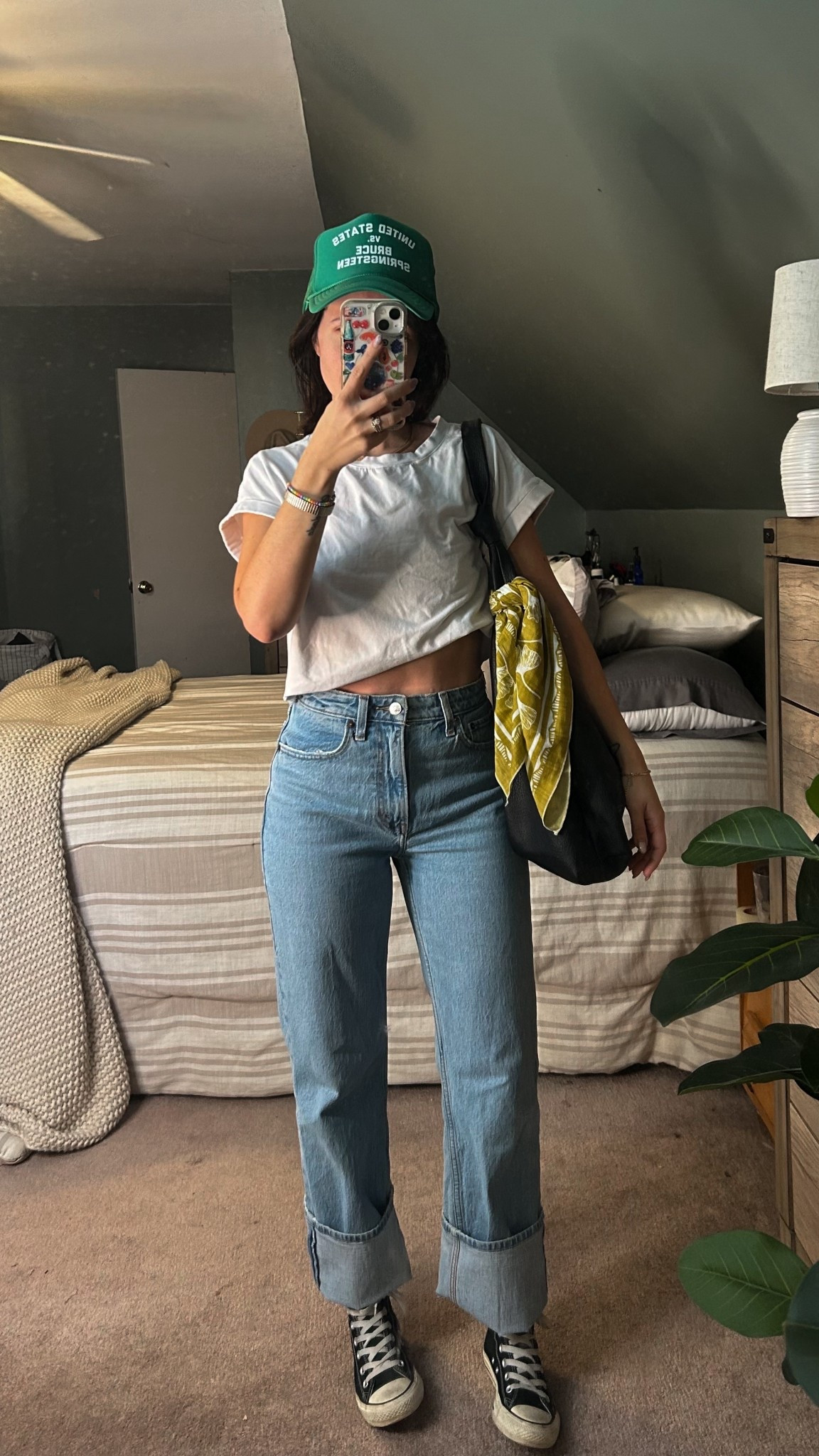 another casual outfit with my favorite jeans. on sale + extra 15% off with code DENIMAF 👖