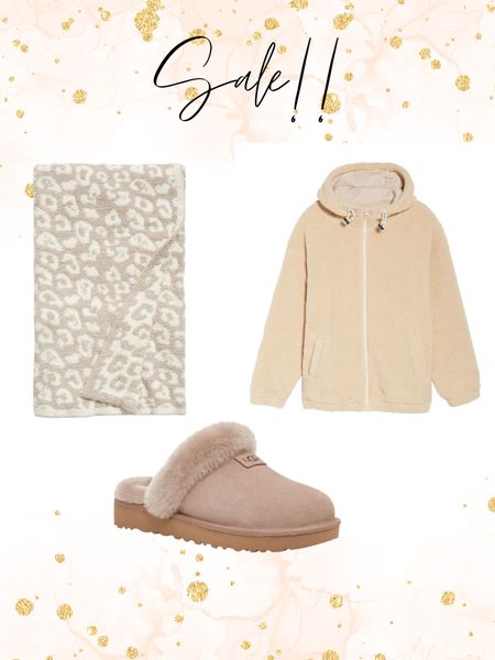 Cozy essentials on sale!  






Barefoot dreams, Ugg slippers, Sherpa jacket, winter weather wardrobe 

#LTKsalealert #LTKGiftGuide #LTKCyberweek