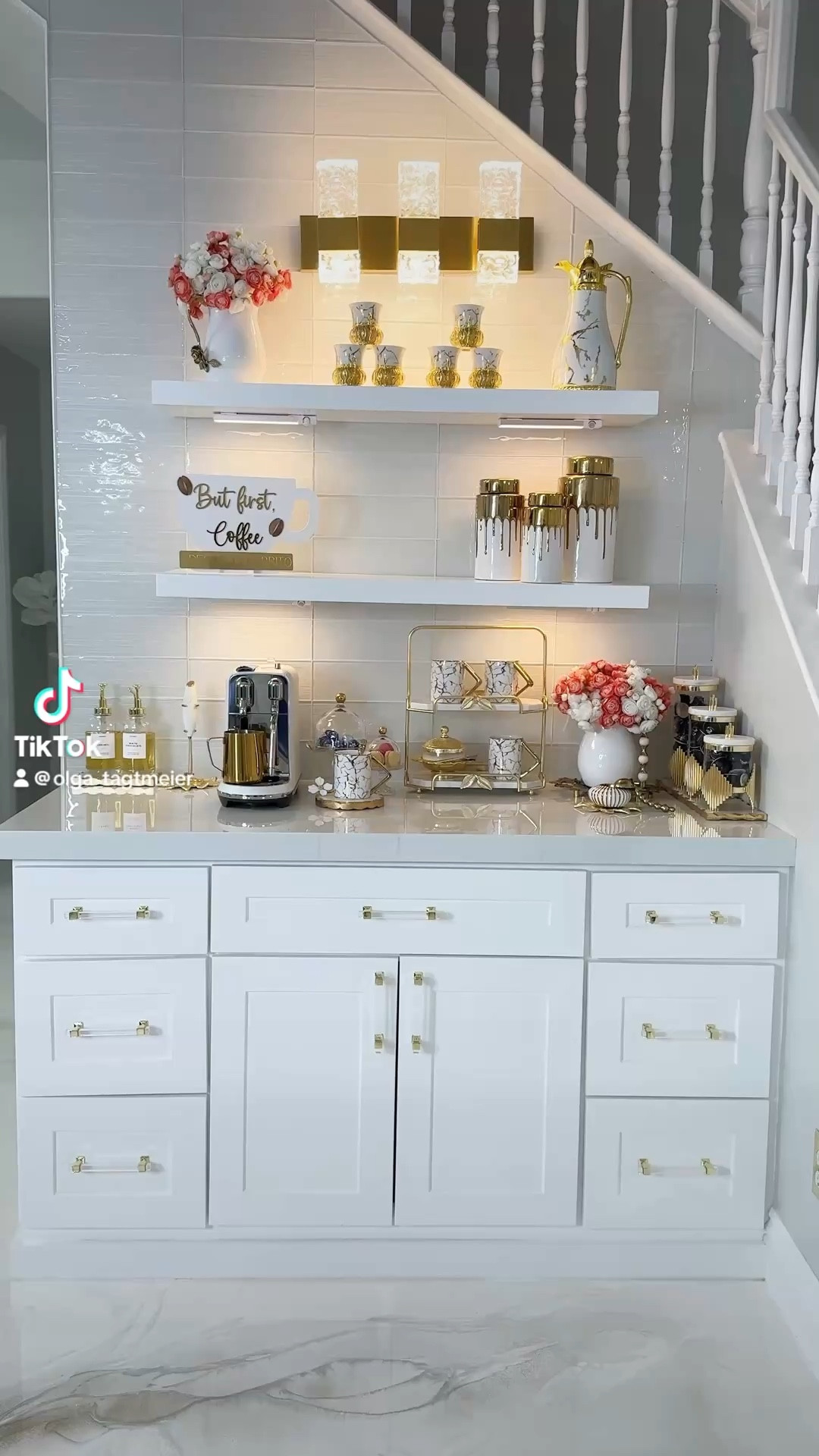 Show everything here 🤍✨

#LTKSeasonal #LTKSaleAlert #LTKHome