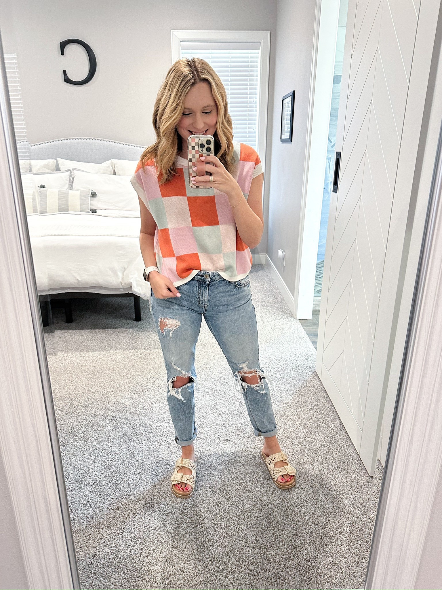 Amazon Spring Sweaters!
I love this Checkered pattern- great spring colors too . You all know I’m a little obsessed with check patterns.

//
Spring sweater 
Short sleeve sweater 
Checkered sweater 

#LTKStyleTip #LTKFindsUnder50 #LTKSaleAlert