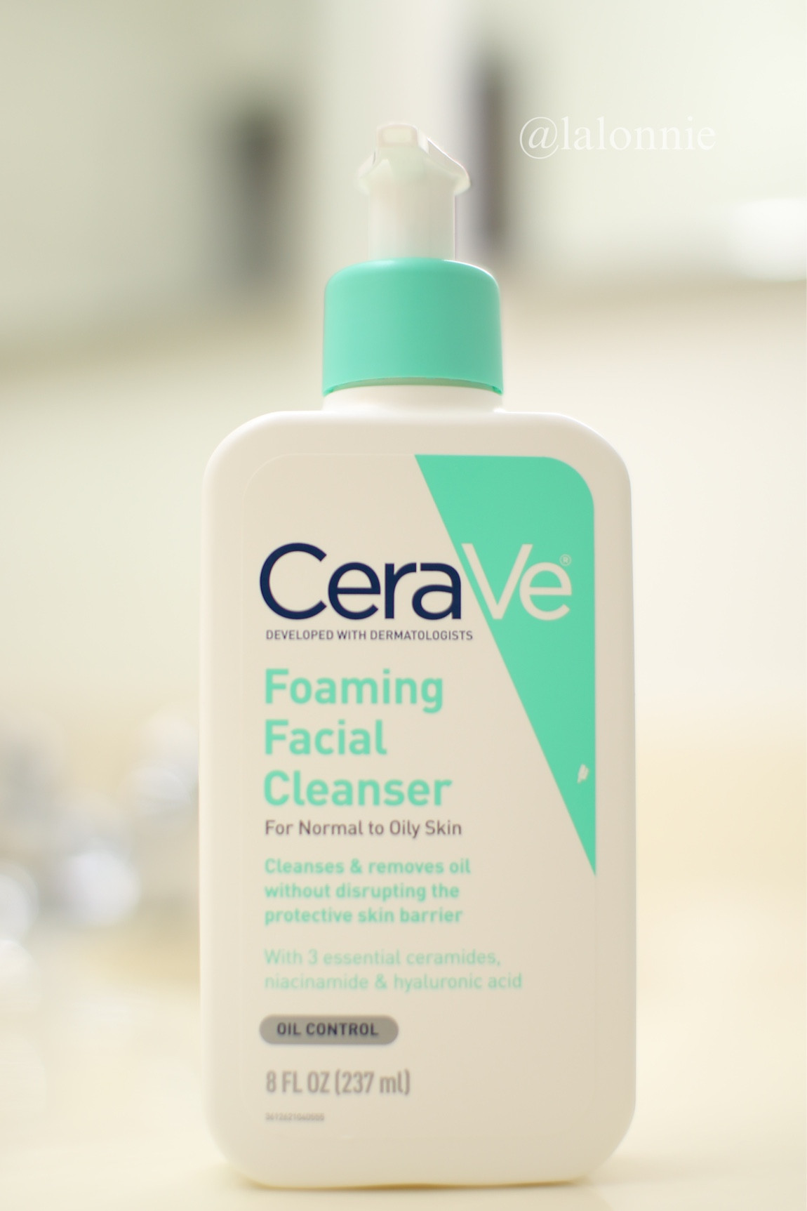A good drug store face wash for oily and combo skin girlies

#LTKFindsUnder50 #LTKBeauty