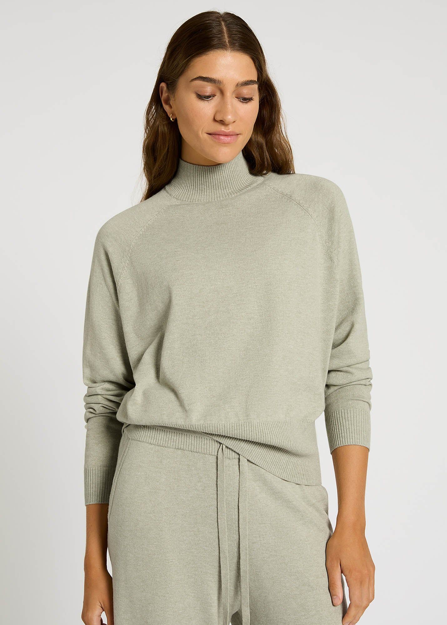 Me Time Pullover | Nimble Activewear 