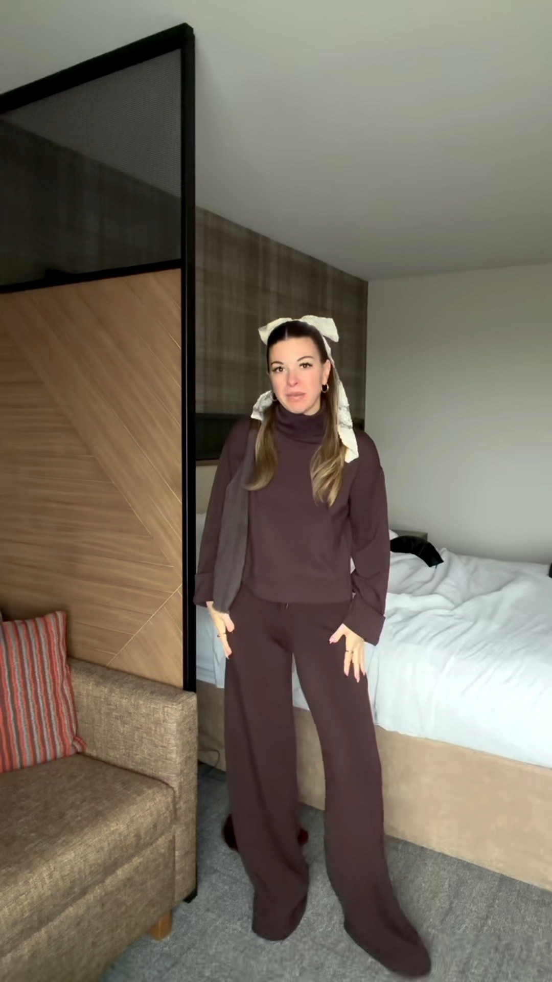 Spanks loungewear wide leg sweatpant set in brown and navy

Victoria’s Secret code: emerson40
Colleen code: emerson20

Wearing my usual small long
Moms in a medium long

Loungewear
Sweatpants
Causal everyday
Travel look
Airport outfit
Winter casual
Gift guide

#LTKHoliday #LTKSeasonal #LTKGiftGuide