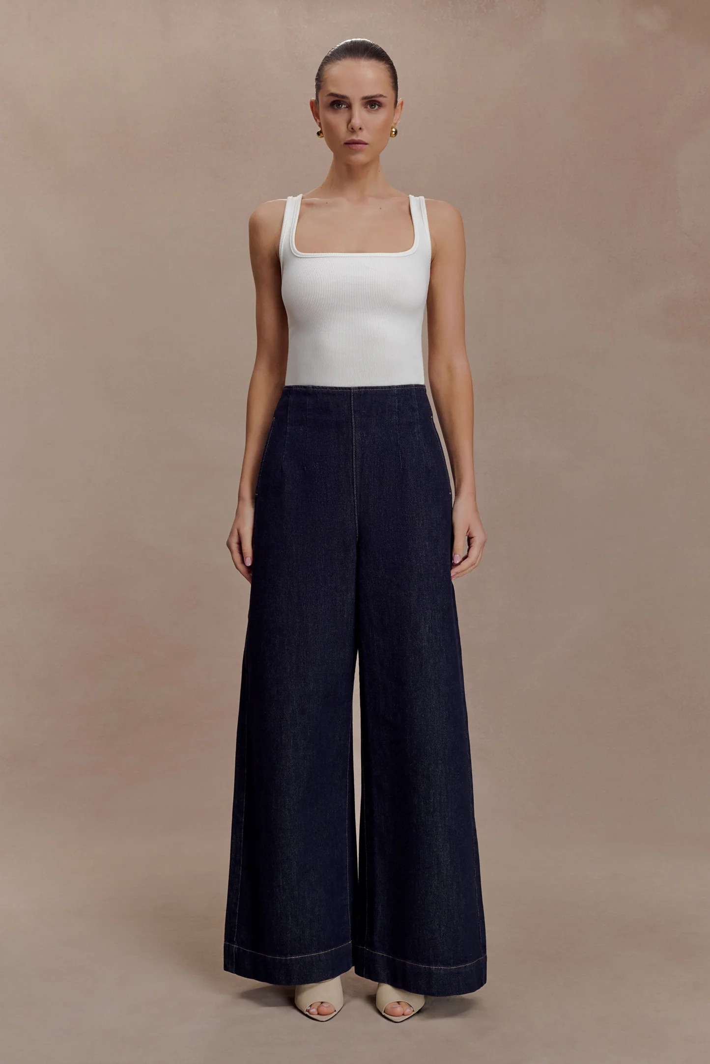 High Waisted Dart Jeans - Washed Indigo Blue | MESHKI US