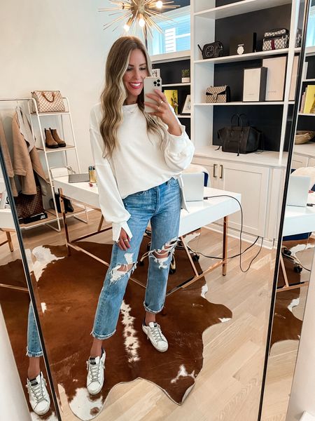 Amazon fashion / long sleeve dress / white sneakers 

Small in the sweatshirt, 24 in the jeans (size down 2), 38 in the sneakers


#LTKstyletip #LTKshoecrush #LTKunder100