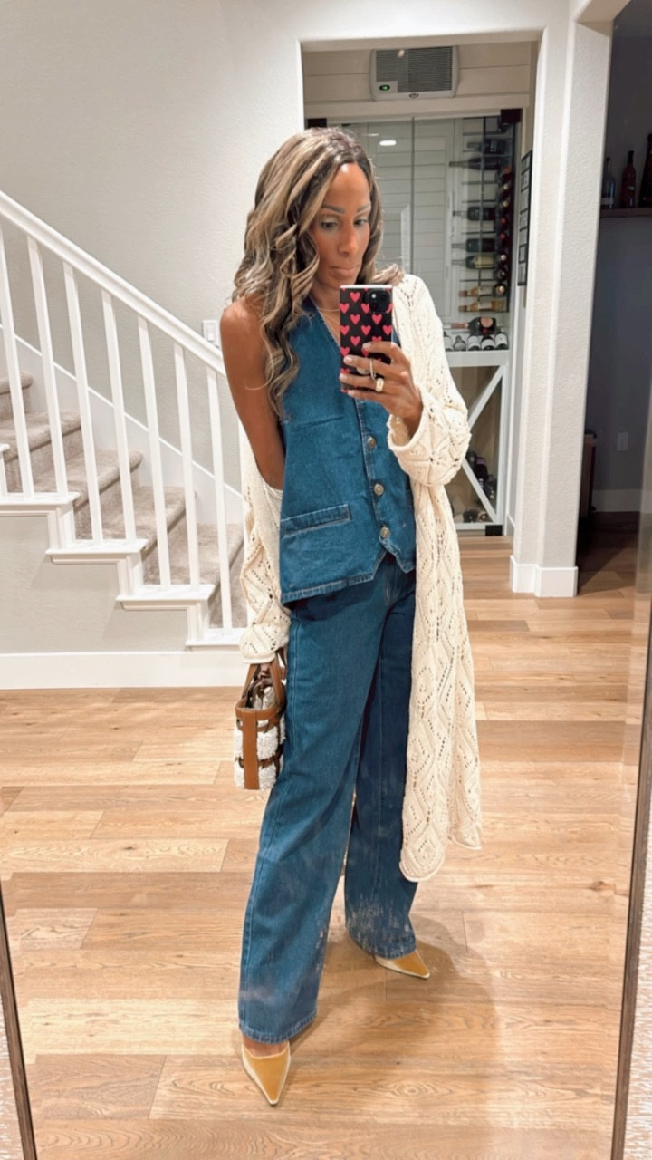 Denim on denim for the win 👌🏾

✨ shop the look in my LTK

Cardigan from @shopwesterngold 

I style inspiration | GRWM | date night I trending I style inspo | fashion trends | fashion | fashion finds | need I want | haul | outfit inspiration | fashion inspo | Canadian tuxedo | denim

#LTKstyletip #LTKMostLoved #LTKfindsunder100