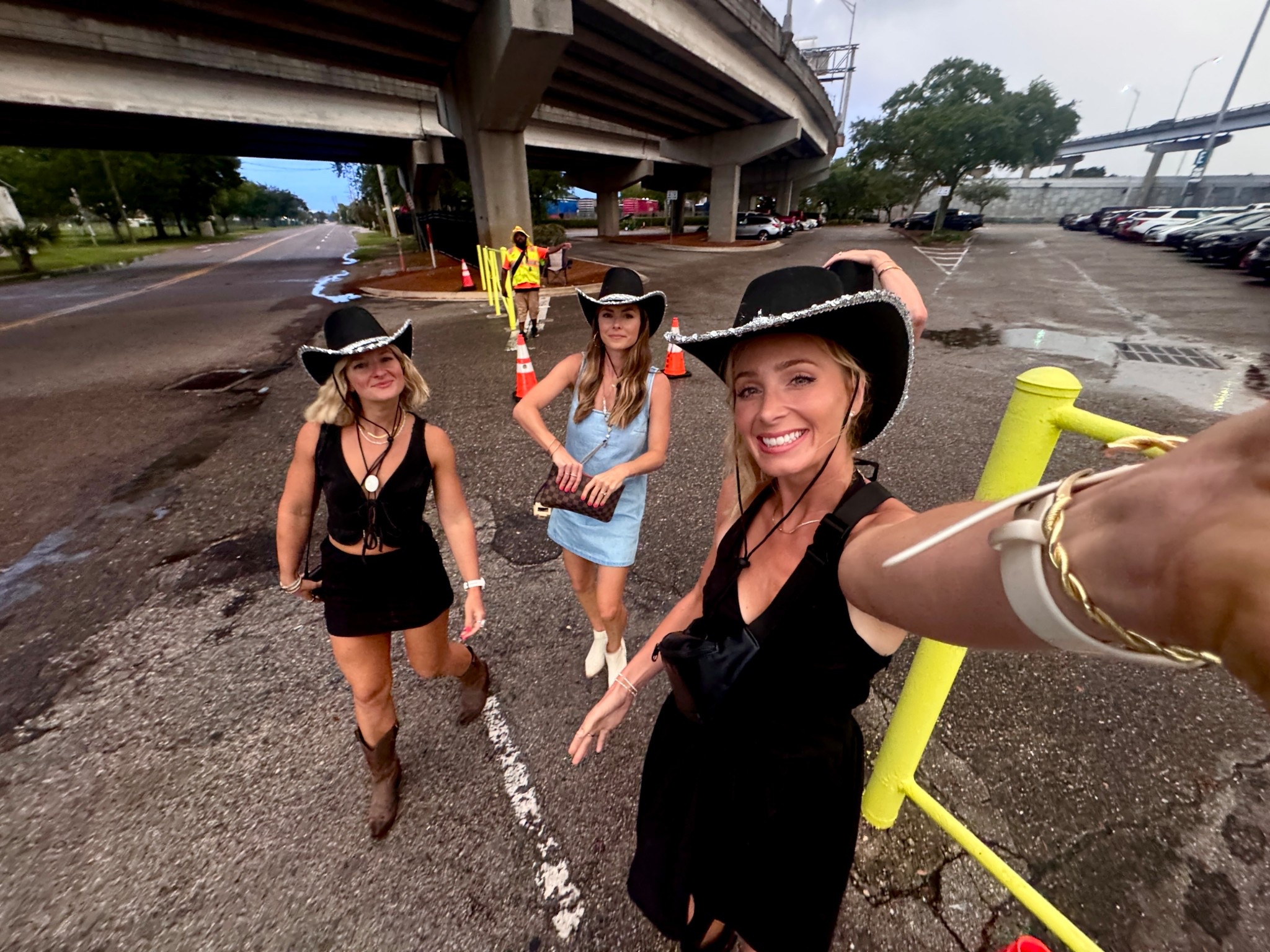  Country concert outfit for Shania Twain #morganwallen #countryconcert 

#LTKFindsUnder50 #LTKSaleAlert #LTKFindsUnder100