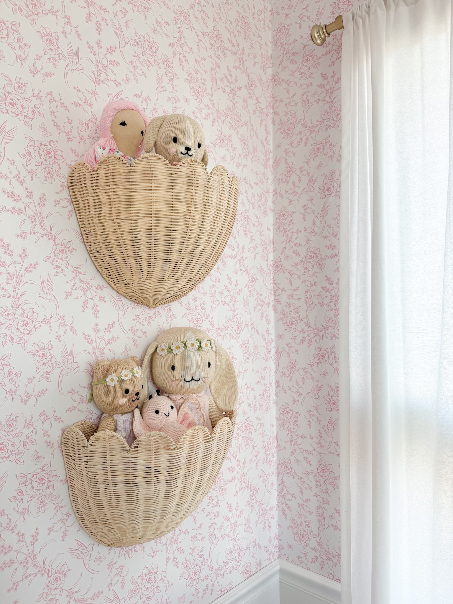 RESTOCK ALERT!! Look what I found in stock and ready to ship? These honestly might be my favorite part of Cru girl’s room (aside from her chandelier) 

Scalloped wall baskets, seagrass baskets, wicker baskets, wall basket, toy storage, stuffed animal storage, pink nursery, baby girl nursery, loveshackfancy, little girls room, cuddle and kind 

#LTKBump #LTKKids #LTKBaby