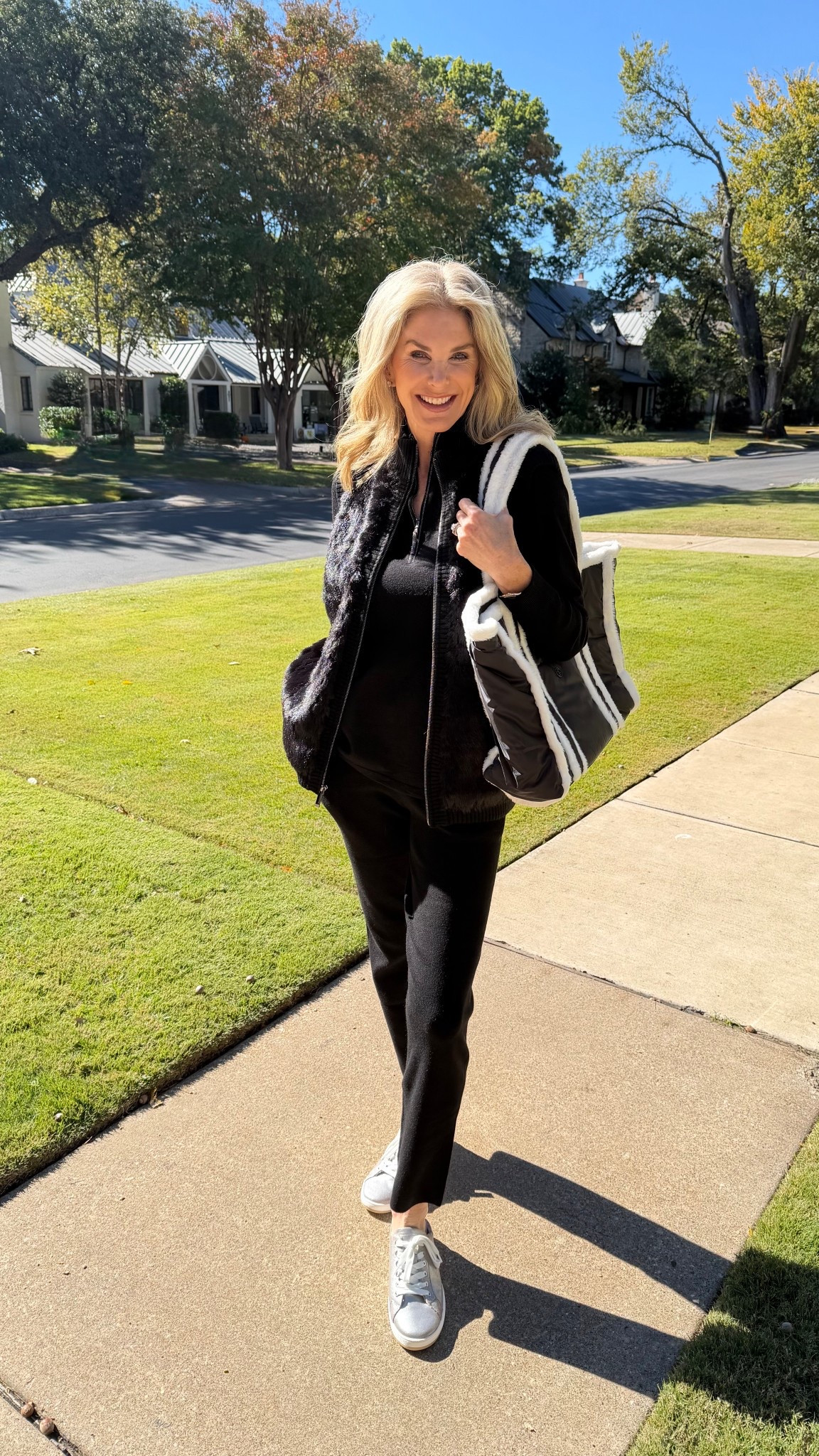 Cozy sweater loungewear set I’m wearing on repeat this month! Size 0

#LTKSeasonal #LTKOver40 #LTKFindsUnder100