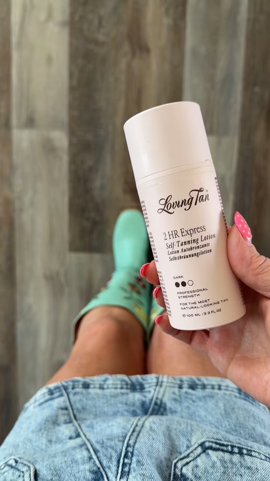 I’ve been using this self tanner for the last few years and it’s my favorite!  Leaves a perfect flowy tan! #selftanner #lovingtan #summerglow

#LTKgrwm #LTKselfcare