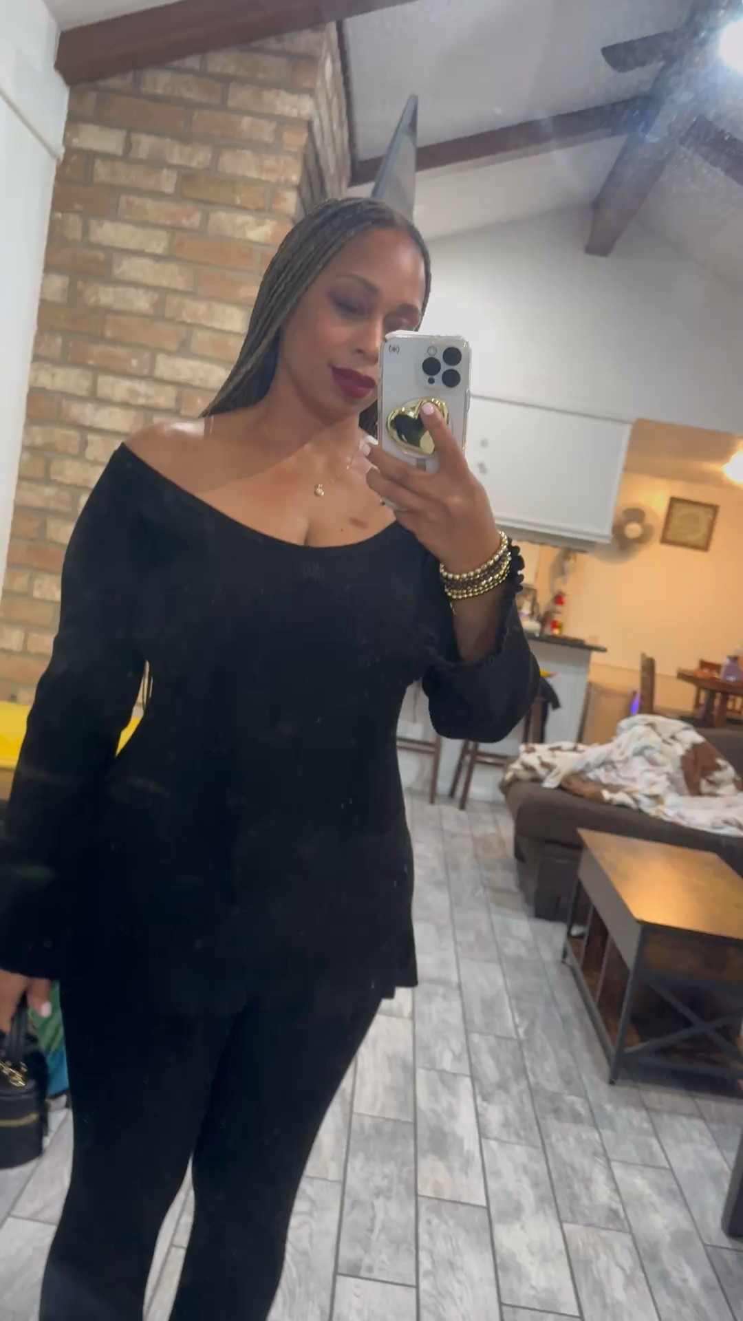 I loved this outfit for a date night or cocktail party this holiday season!

#LTKMidsize #LTKHoliday #LTKSeasonal