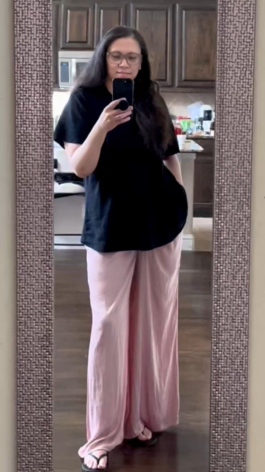 So these pants are from Zara which I can’t link here (yet 🤞🏼) but I linked some similar styles. These are very long, which I love but will definitely have to wear with heels. I’m almost 5’7” with long legs (long inseam). Sz large.

#LTKootd #LTKOver40 #LTKMidsize