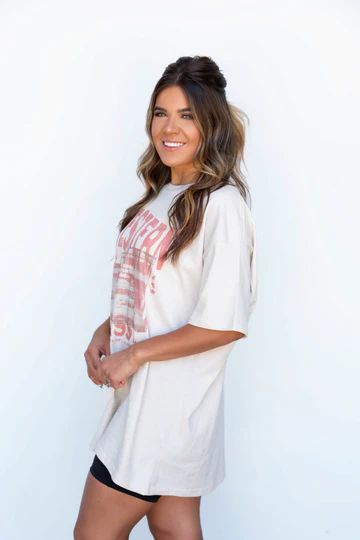 Western Classic Antique White Graphic Tee | Apricot Lane Boutique
