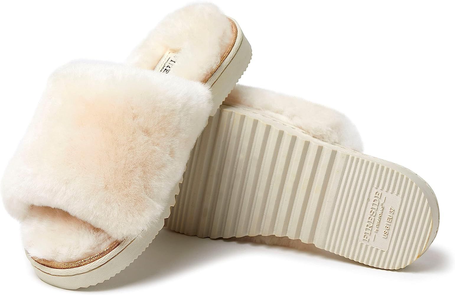 Dearfoams Women's Fireside Cairns Shearling Easy on/Off Slide Sandal Slipper | Amazon (US)