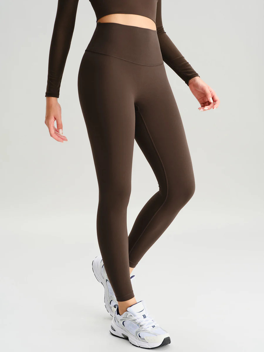 Dark Coffee Workout Leggings 24" & Reviews - Dark Coffee - Sustainable Yoga Bottoms | BERLOOK | BERLOOK