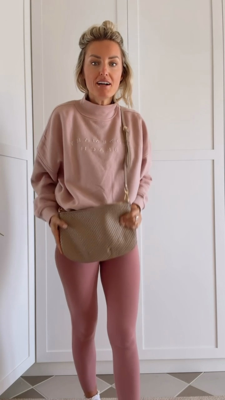 This is such a classic crossbody that goes with everything! It holds all the necessities, and it even has a built in card holder! 

Loverly Grey, quince, crossbody, everyday purse, leather purse, woven purse 

#LTKSeasonal