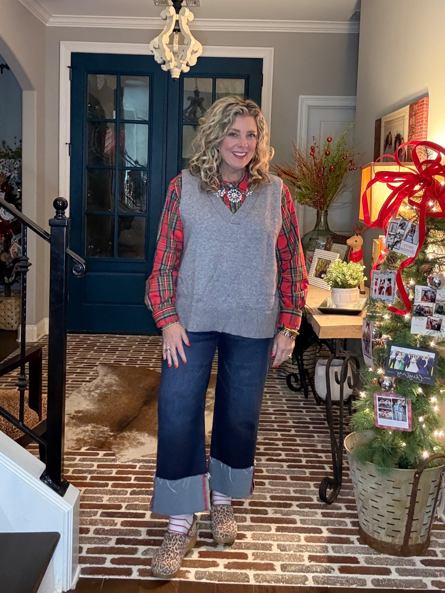 Casual holiday ootd 

#LTKHoliday #LTKOver40 #LTKootd