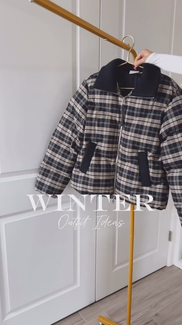 Winter outfit ideas ❄️🎿
Cozy set
Ski set 
Scarf coat 
Jackets 
Sweater 
Burgundy jacket 
Long Coats 
Everything fits true to size 
Snow outfit, winter outfit, ski outfit 




#LTKSeasonal #LTKootd #LTKU