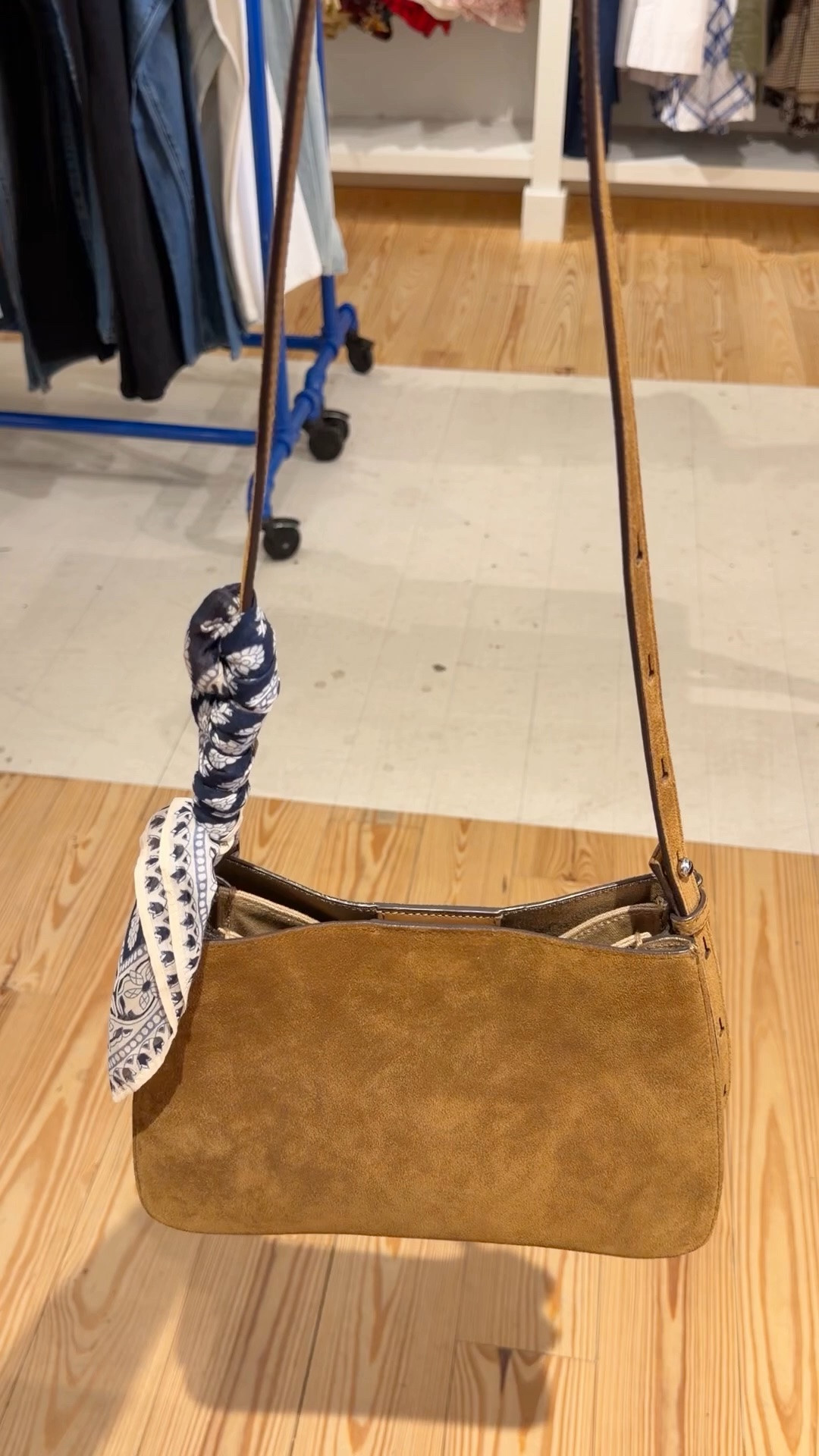 Madewell Insider Sale! 25% off everything when you sign in with your email address. 

Isn’t this suede bag beautiful to wear with fall outfits?! Love the neutral color and all of the compartments. Such a great size for everyday wear and available in a few different colors. Great for workwear and travel outfits too.

#LTKSaleAlert #LTKOver40 #LTKWorkwear
