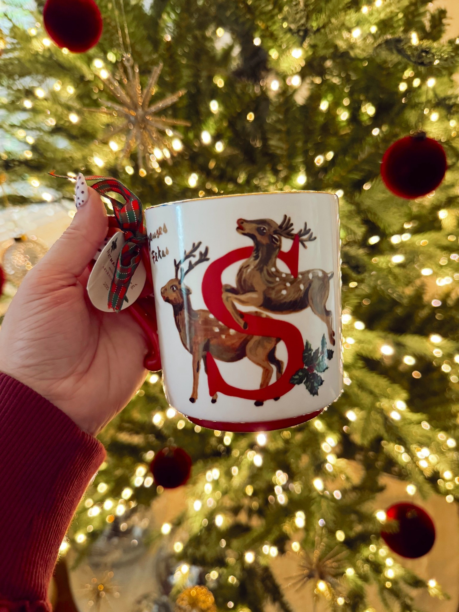Anthropologie holiday mug 
It’s giving me all the retro vintage vibes! Such a cute gift idea! 

Gift ideas, gifts for her, holiday gifts, holiday style, Anthropologie, home decor, Christmas decorrations

#LTKFindsUnder50 #LTKGiftGuide #LTKHoliday