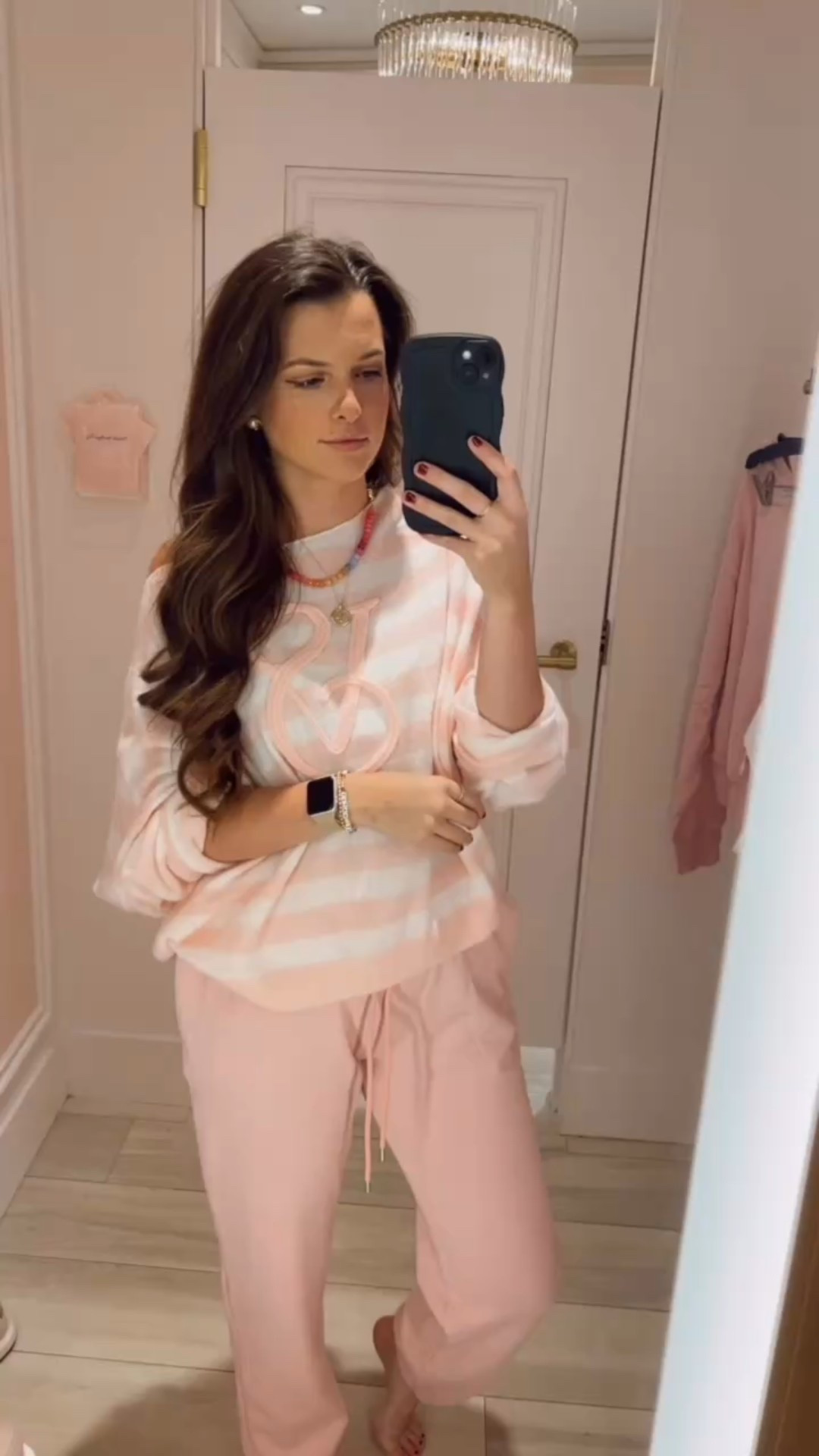 // Victoria’s Secret sale!! in-app only // 

#LTKSaleAlert #LTKHoliday #LTKGiftGuide