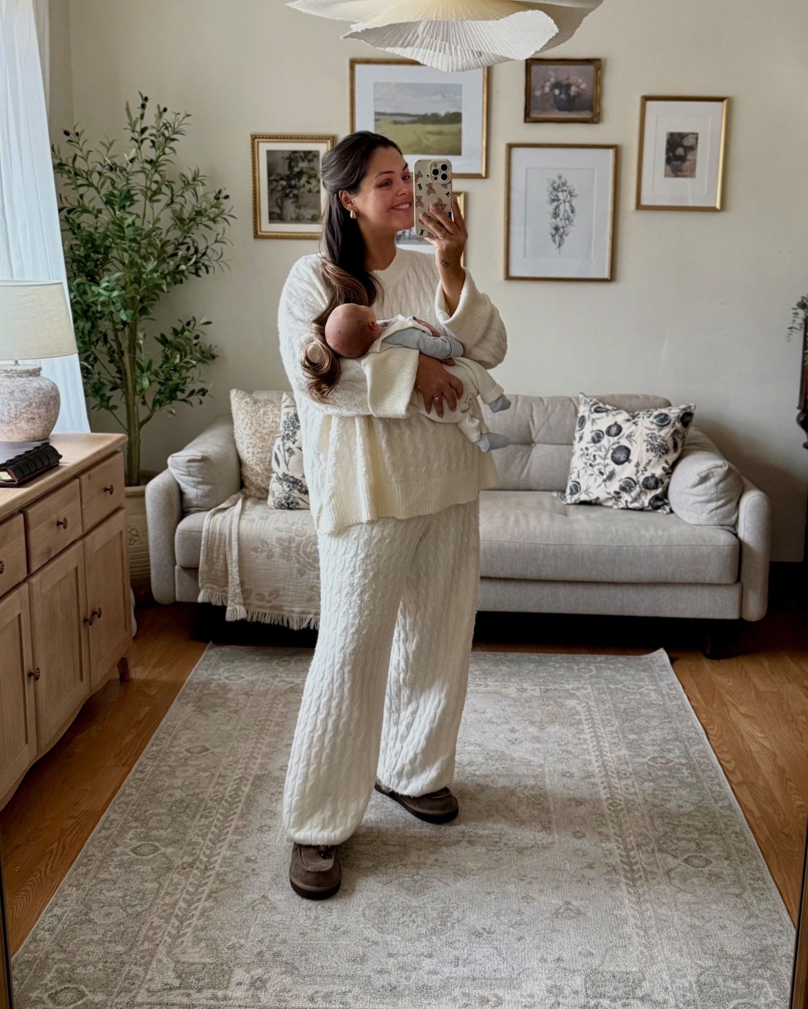 Post partum outfit 🤍🧸

#LTKwinter #LTKbaby #LTKmaternity