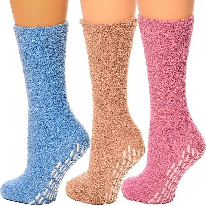 Debra Weitzner Non-slip Hospital Socks Fuzzy Slipper Grip Socks For Women Men 3 Pairs | Amazon (US)