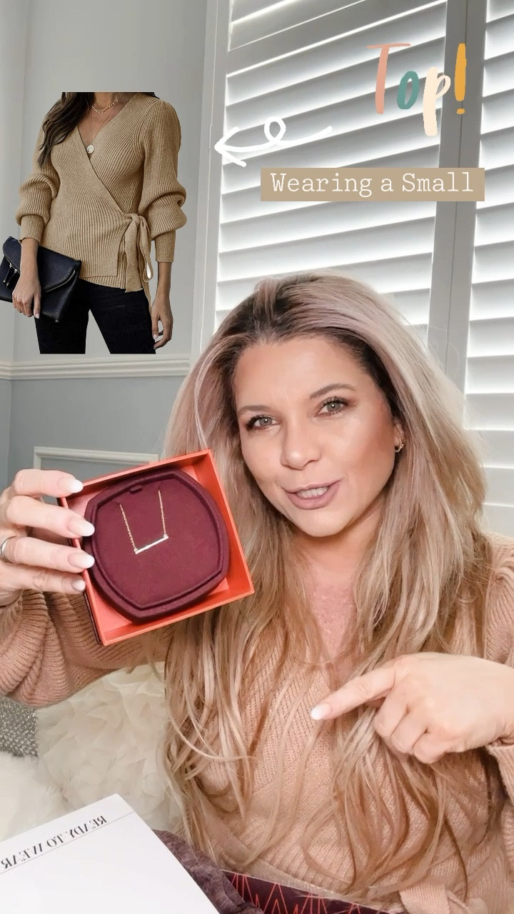 My Top is so good and the fitting is amazing 👌🏻
Wearing a Small

@shop.ltk #liketkit  #ad
liketk.it/aninharandall 

#LTKbrasil #LTKFind #LTKunder50