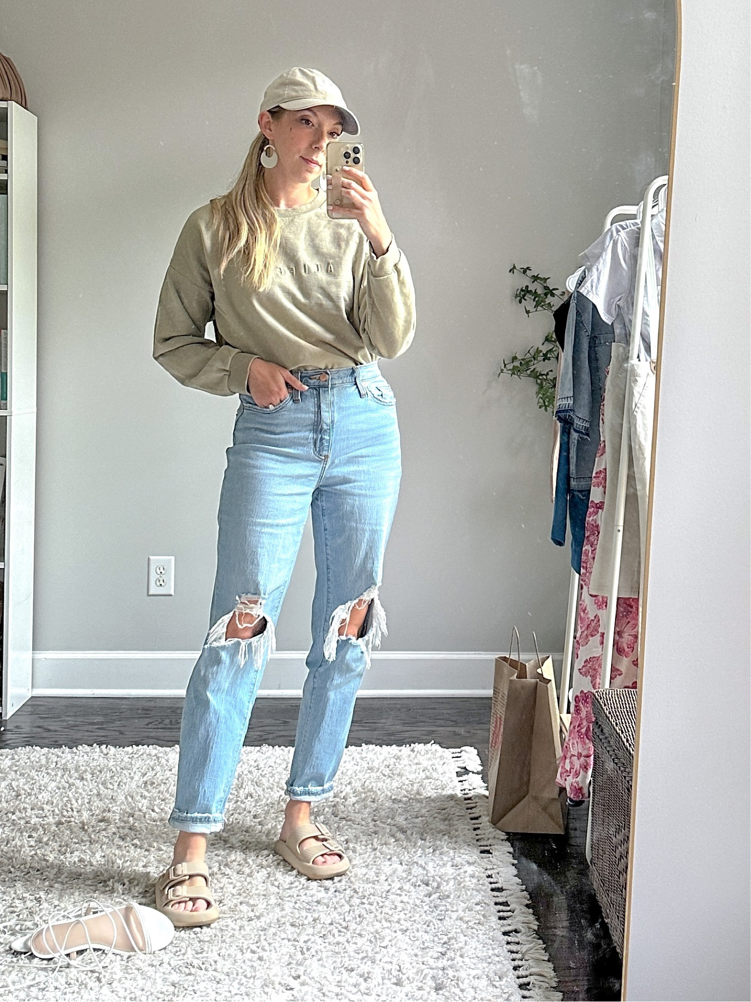 Easy mom jeans outfit sweatshirt and Target distressed jeans 



#LTKsalealert #LTKSeasonal #LTKunder50