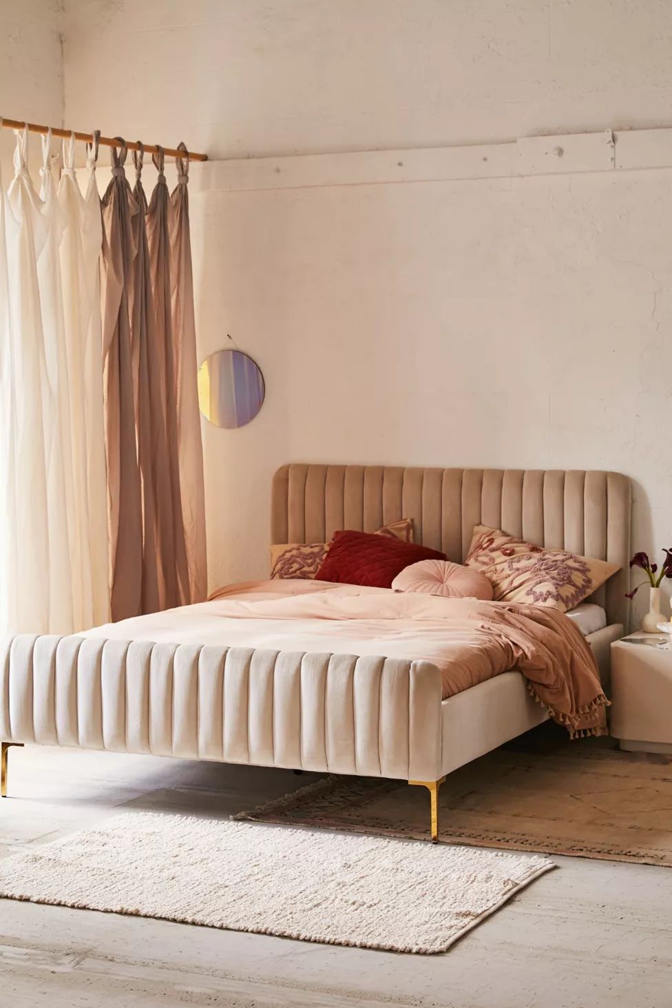Marcella Velvet Bed | Urban Outfitters (US and RoW)