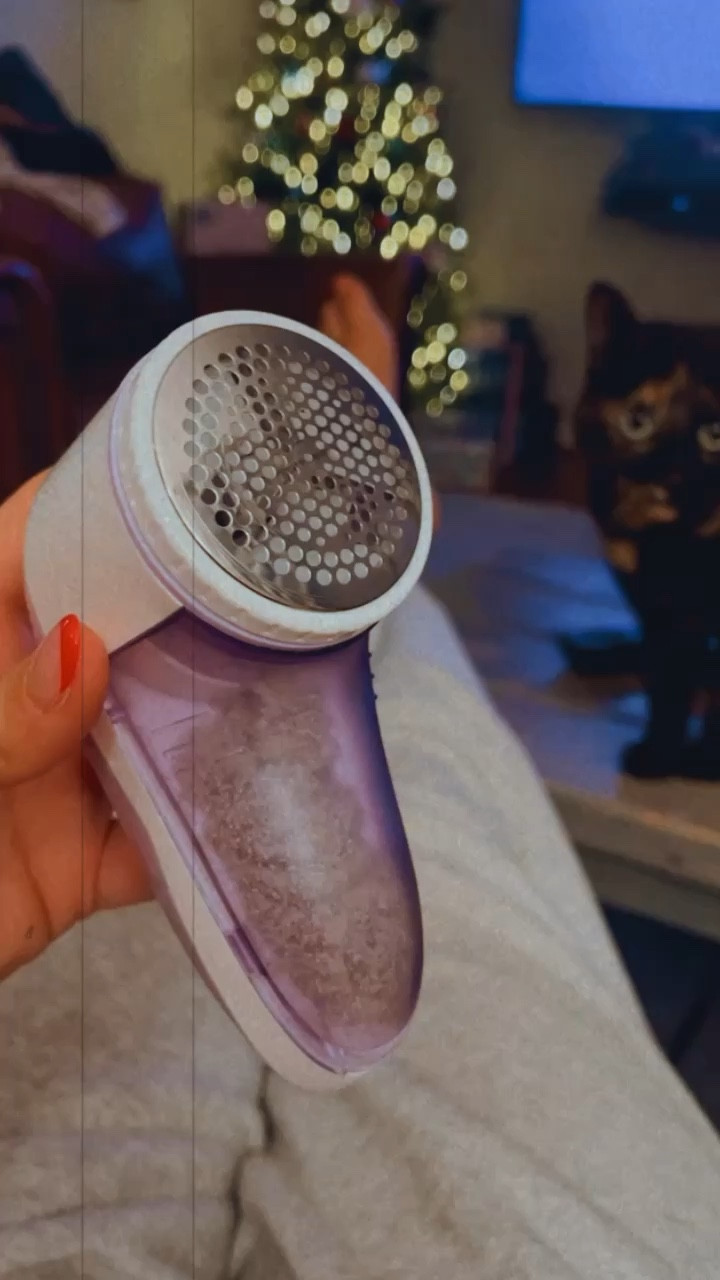 Things you need from Amazon part 8198492: this fabric shaver! 🙌 you know that annoying pilling you get on your fav sweatshirt or sweatpants? Bid it farewell with this fast & easy to use fabric shaver! Only $10! All of this just came off of my sweatpants 🤯