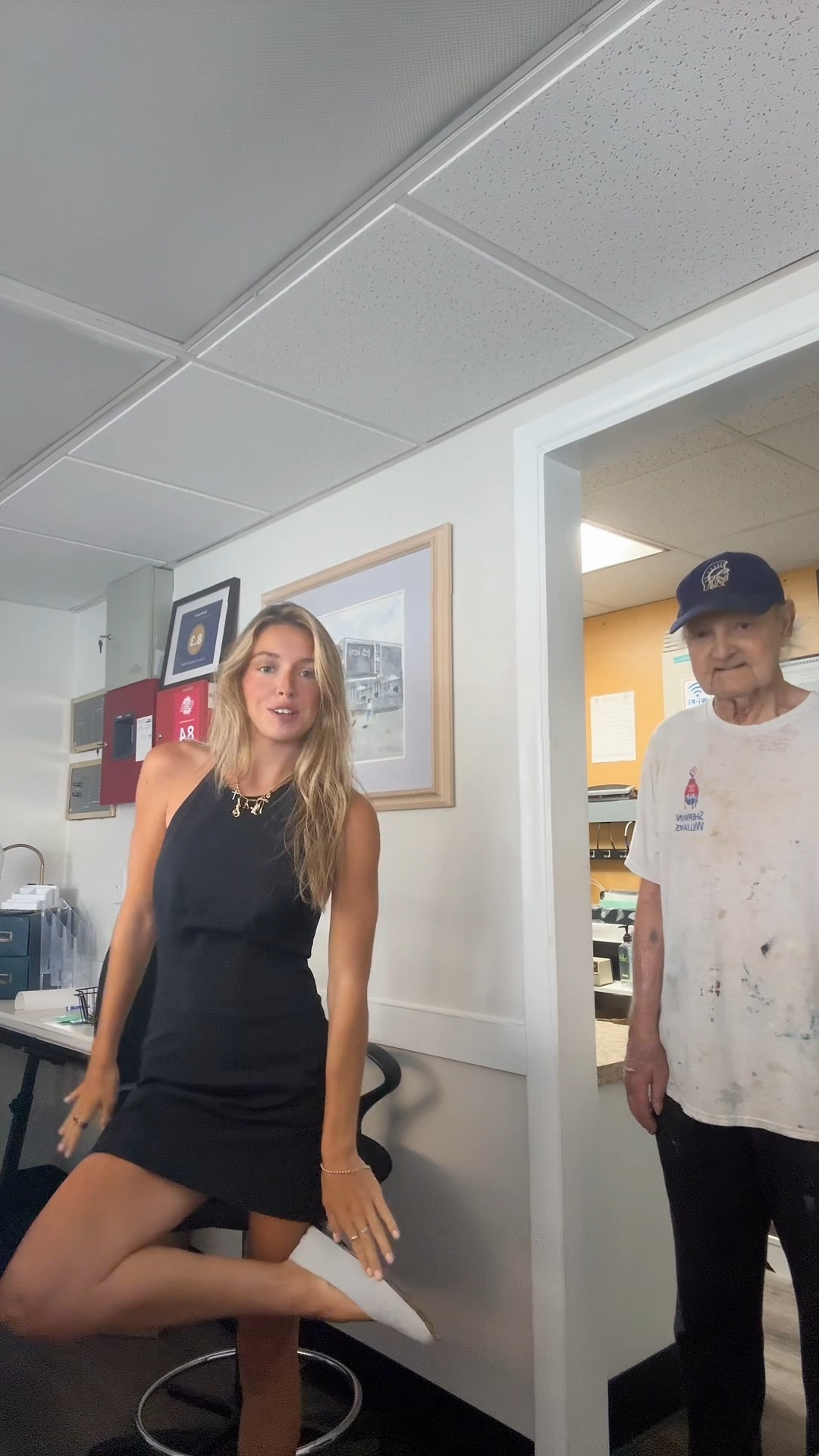 Work fit check! 


Revolve revolvedress lbd black dress open back dress 

#LTKNYFW #LTKVideo #LTKWorkwear