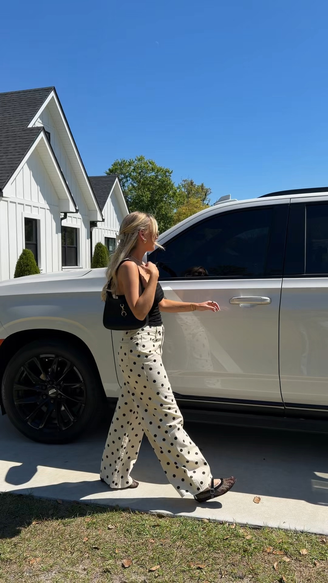 #lifestyle #vlog #coffeerun #trending #dayinmylife 

#LTKmorningroutine #LTKdayinmylife #LTKvlog