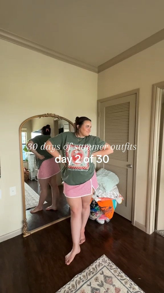 The chokehold that the #target gingham collection has on me isn’t fair 😭