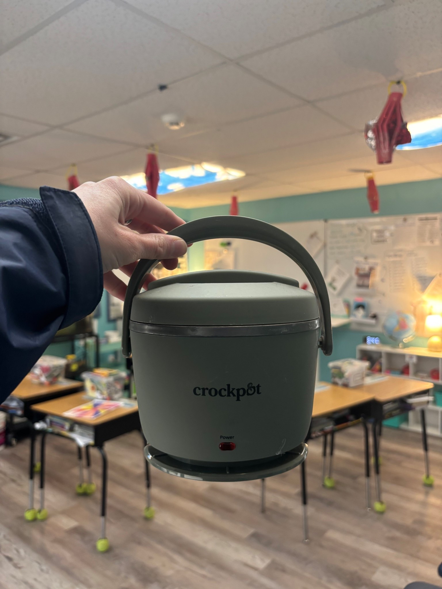 The best way to warm my lunch up in my classroom 🍲

#LTKFindsUnder50 #LTKFindsUnder100