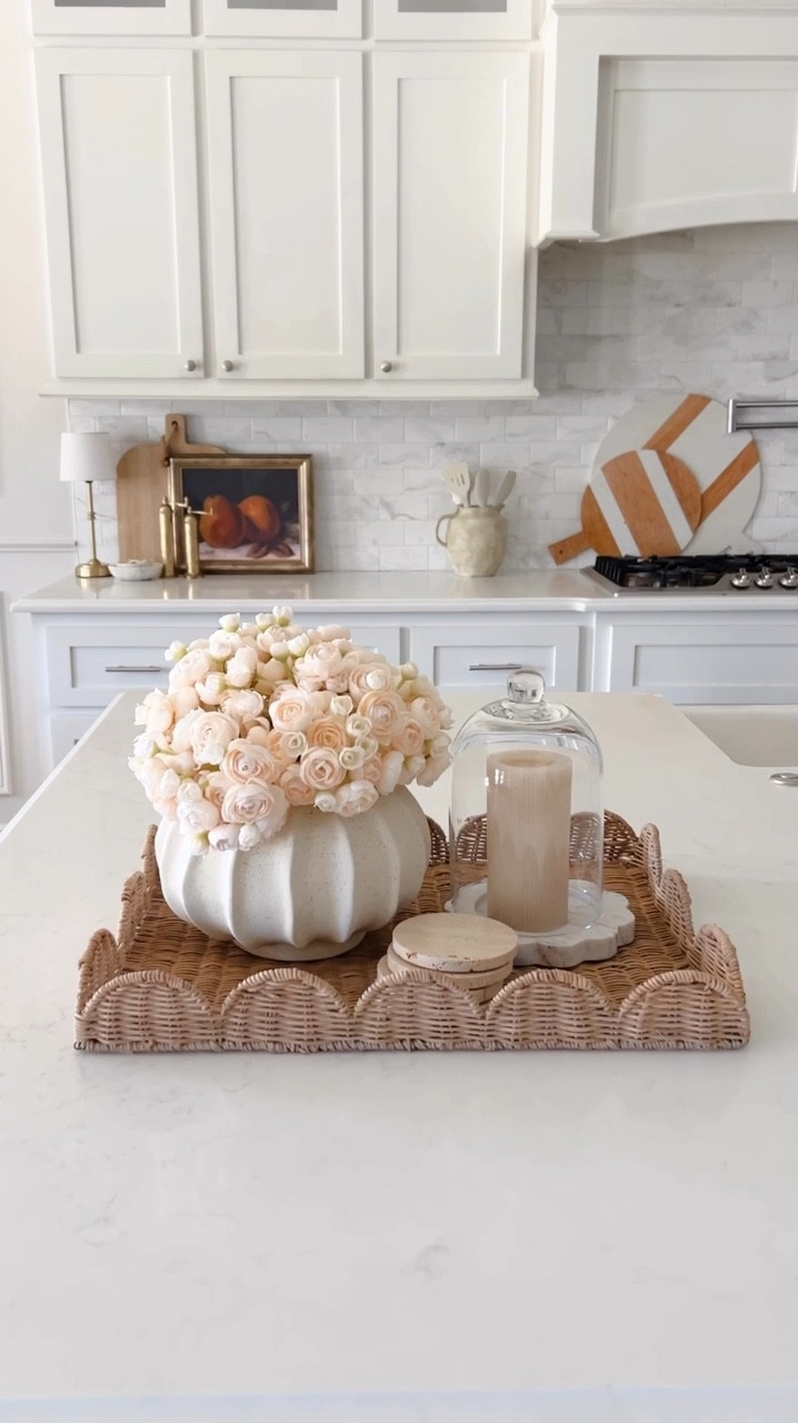 Hermoso arreglo para darle ese toque romantico a tu hogar #amazonhome #valentinesday #valentines2025 

#LTKSeasonal #LTKHome