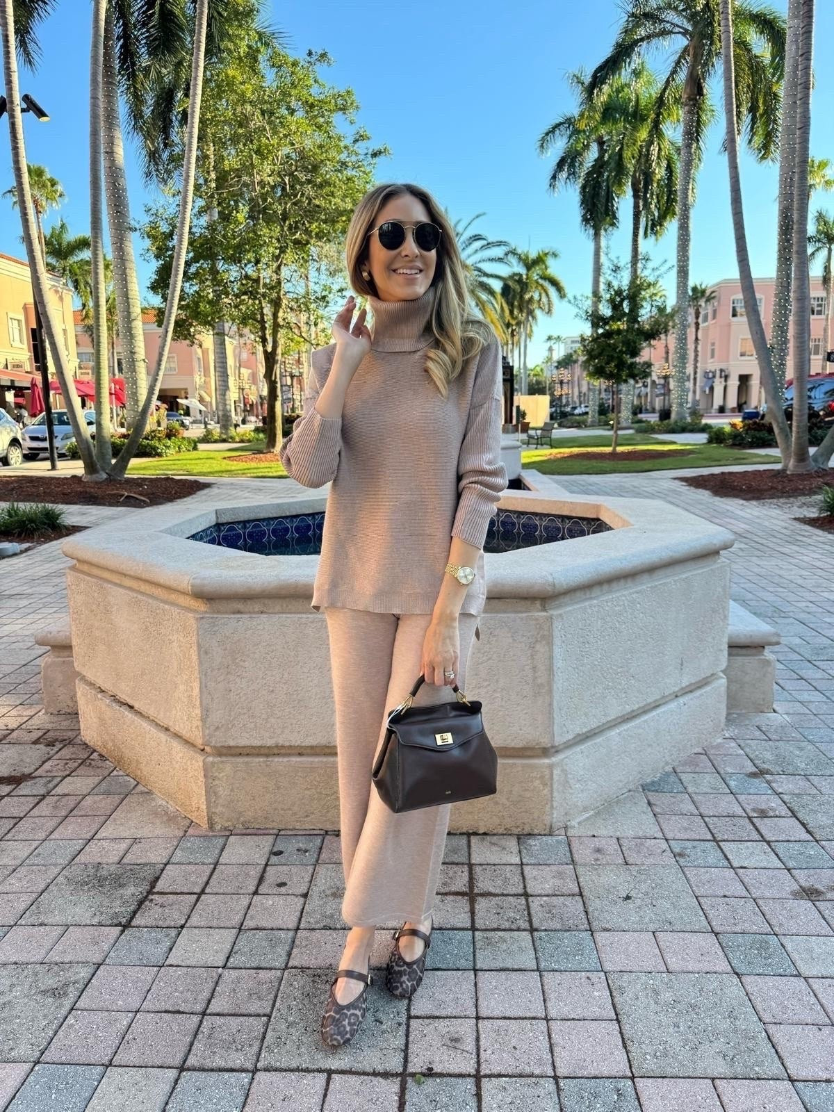 This set is amazing!! I love the fitting and the quality, perfect casual chic look. Fits true to size and I’m wearing size small
Fall outfits women

#LTKU #LTKootd #LTKOver40