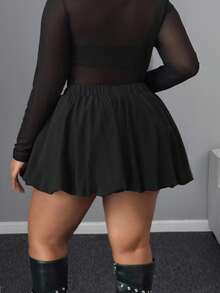 SHEIN CURVE+ Plus Size Women Casual Ruffle Hem Solid Color Zipper Sexy Short Skirt, Suitable For ... | SHEIN