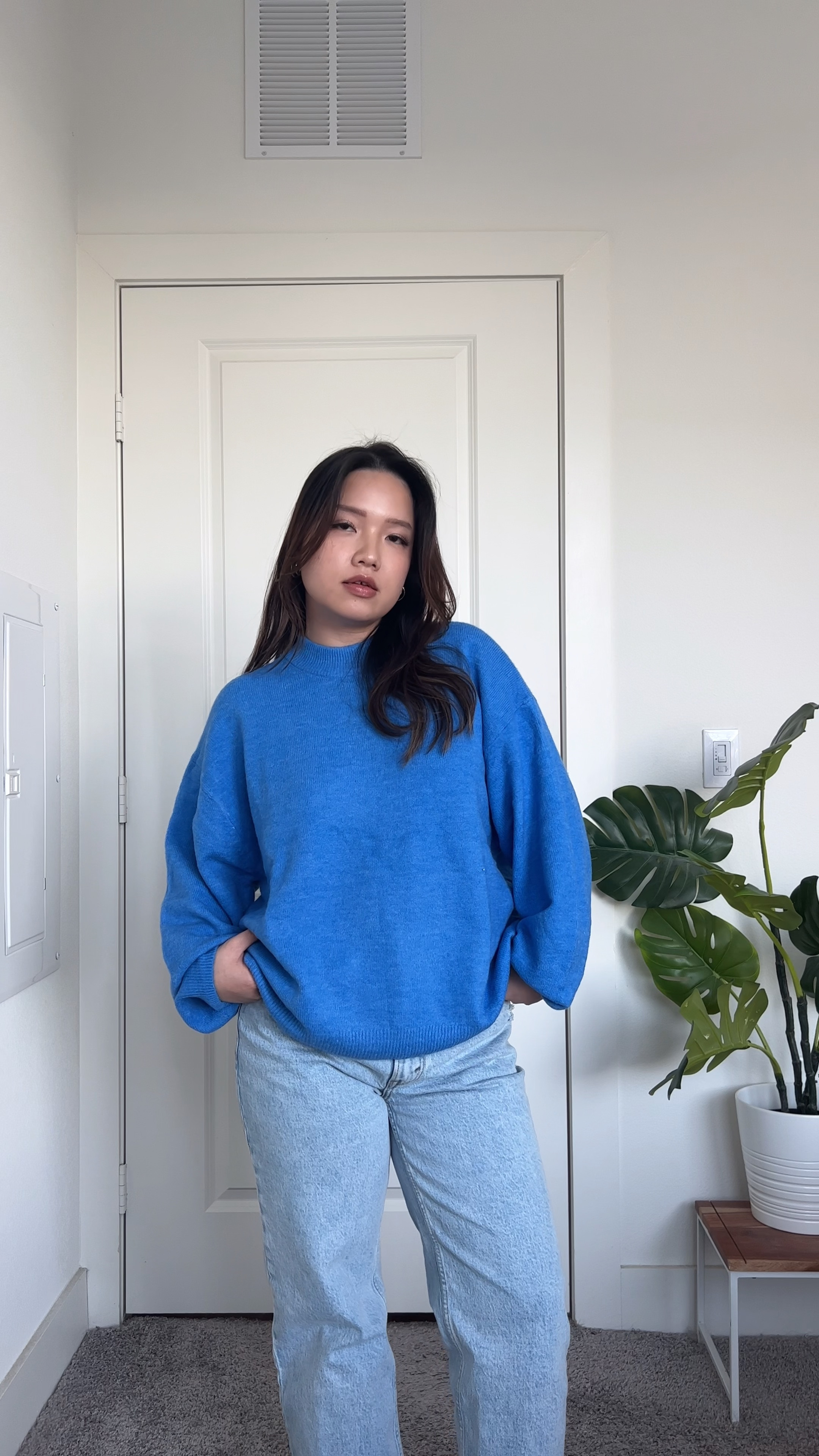 H&M try-on haul 🤍

oversized sweater, basic tops, slit skirt, midi skirt, winter style, neutral style, casual outfit

#LTKunder50 #LTKfit #LTKFind