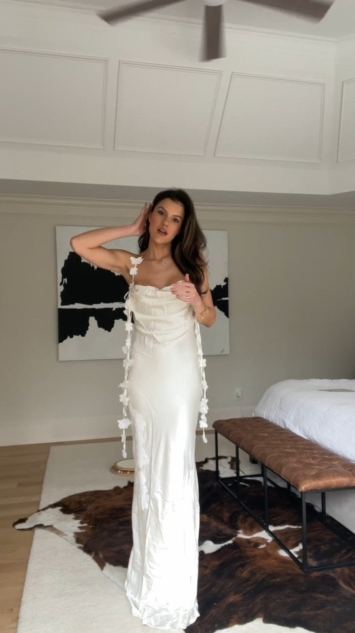 Beautiful dress for a wedding reception.  I’m wearing a size small from REVOLVE.   #Revolve #whitedress #wedding2025 #bridalshower #beachphotos 

#LTKWedding #LTKSeasonal #LTKWatchNow