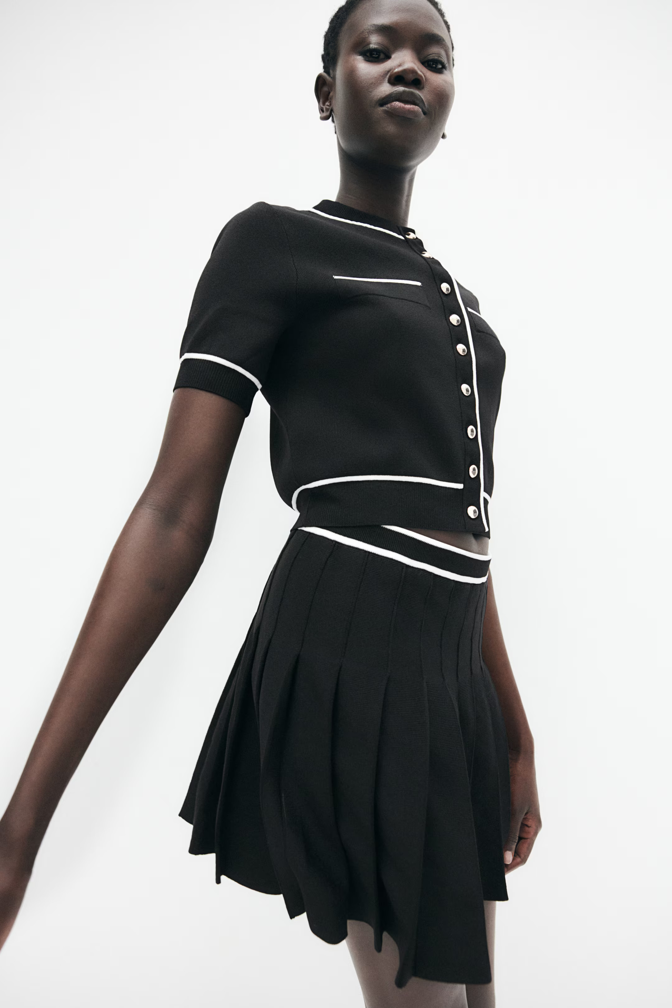 Dense-knit cardigan | H&M (UK, MY, IN, SG, PH, TW, HK)